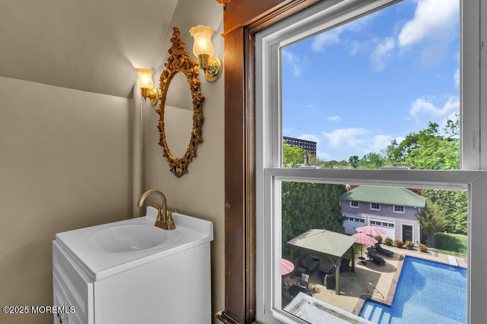 75 Elizabeth Street, Keyport, NJ, 07735 image 37