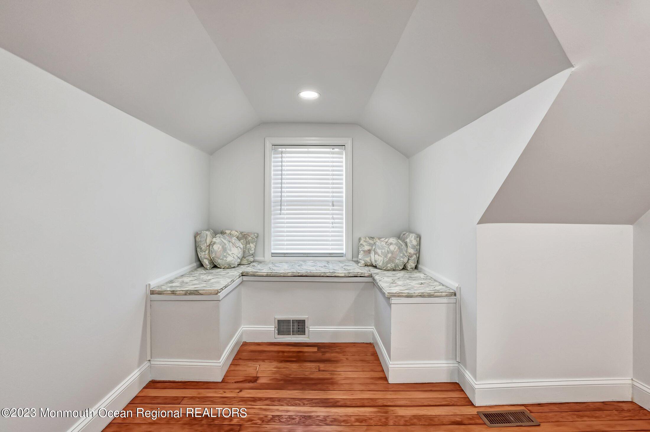 17 Central Avenue, Highlands, NJ, 07732 image 18