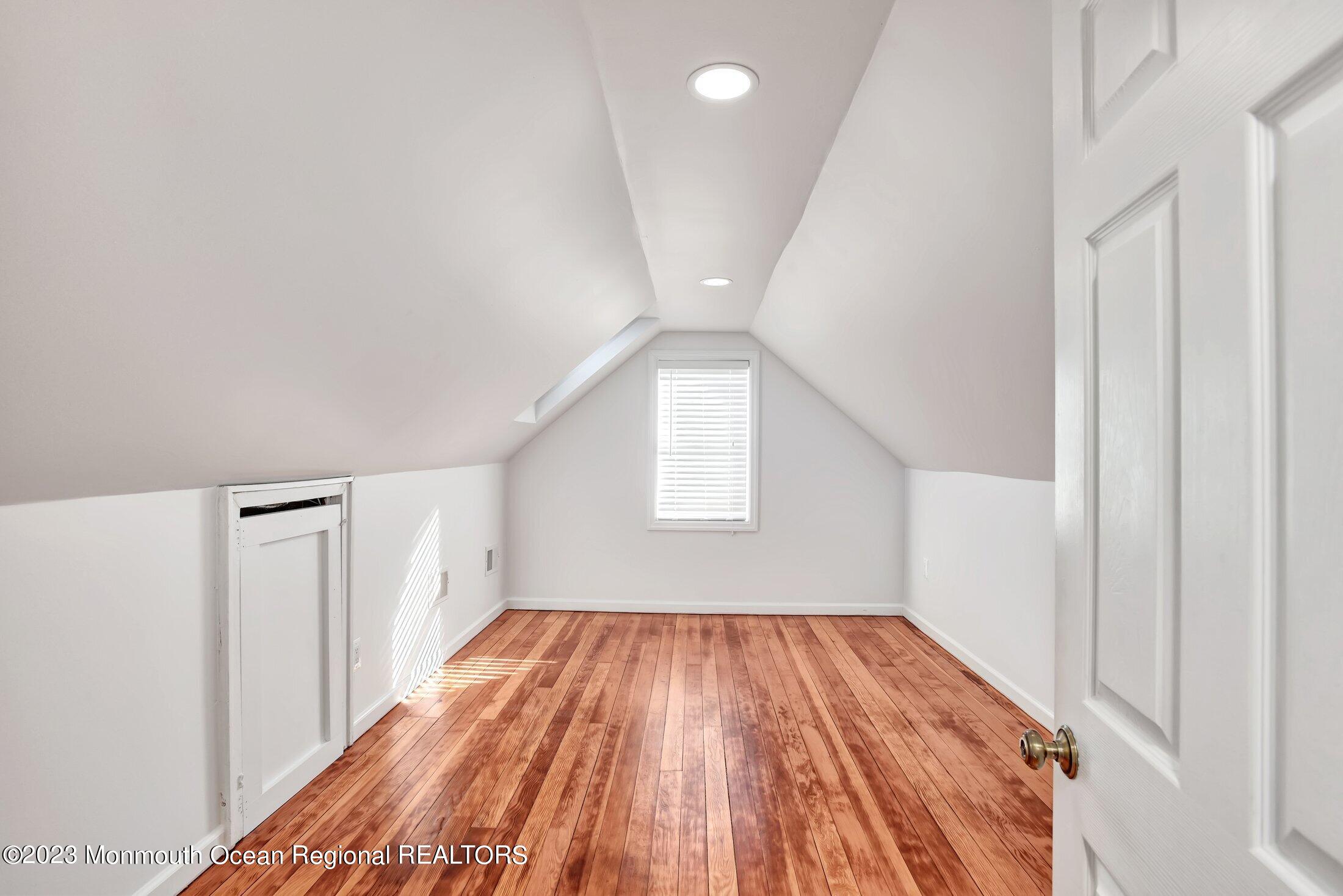 17 Central Avenue, Highlands, NJ, 07732 image 19