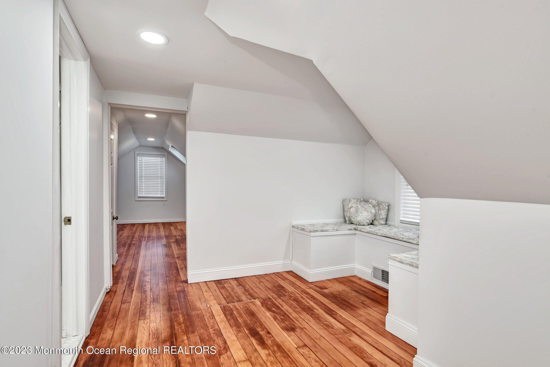 17 Central Avenue, Highlands, NJ, 07732 image 20
