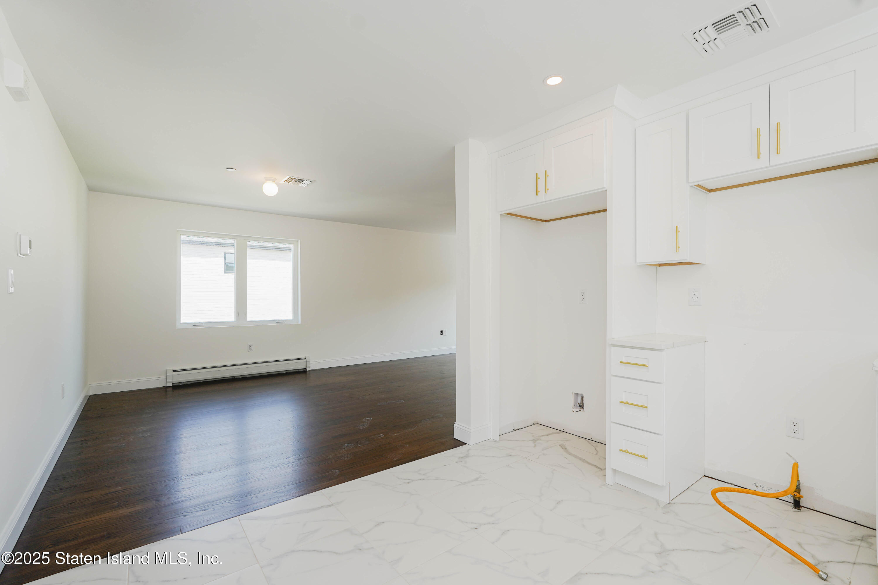 98 Alverson Avenue, Staten Island, NY, 10309 image 14
