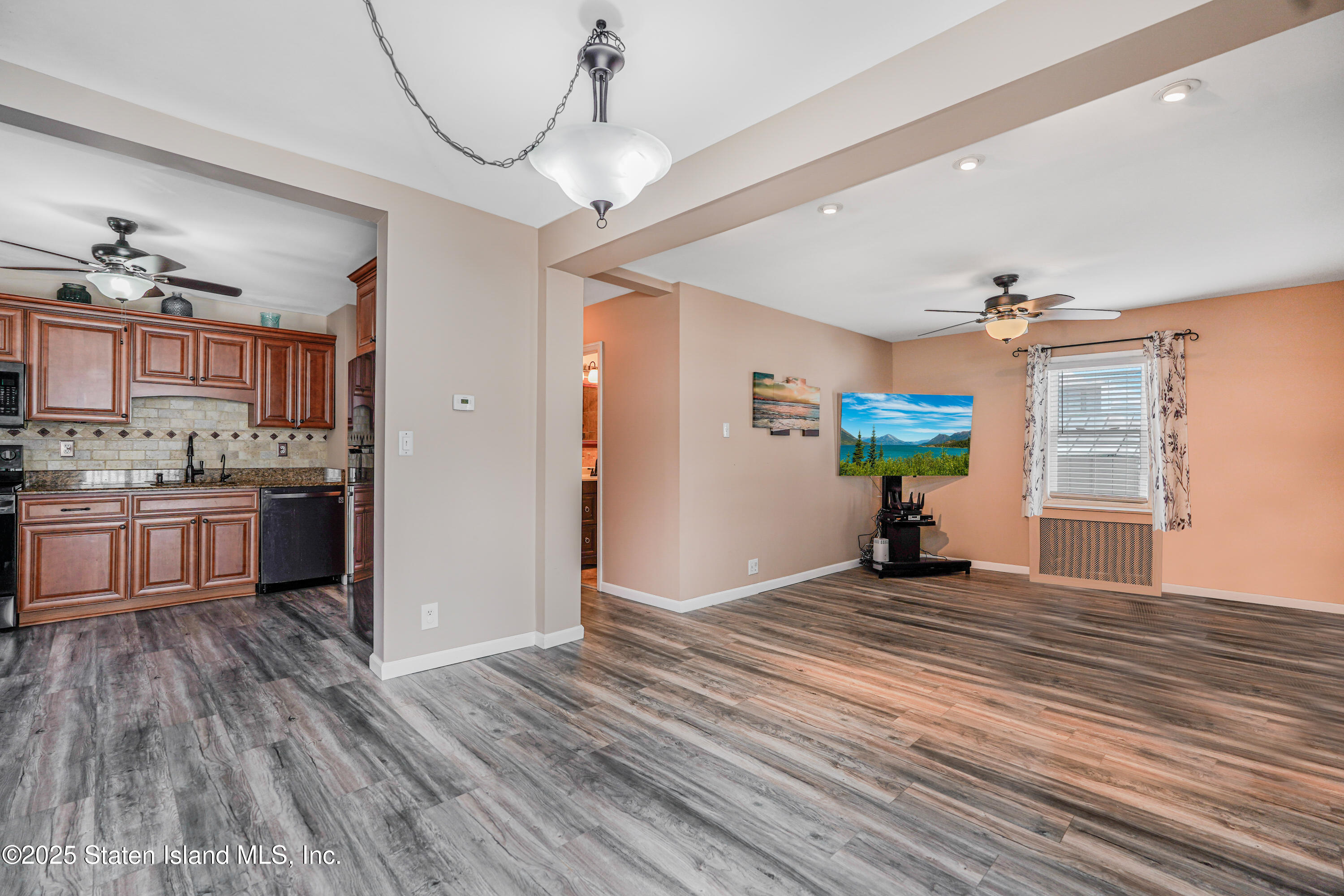 195 Yetman Avenue, Staten Island, NY, 10307 image 50