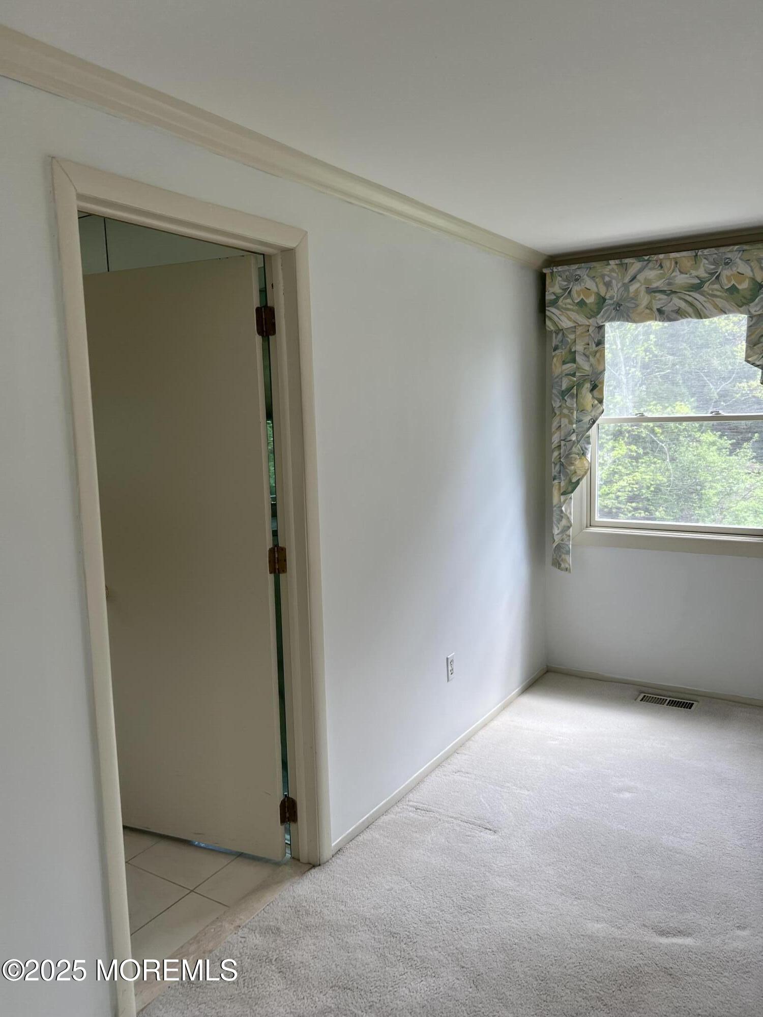 7 Colonial Court, Manalapan, NJ, 07726 image 32