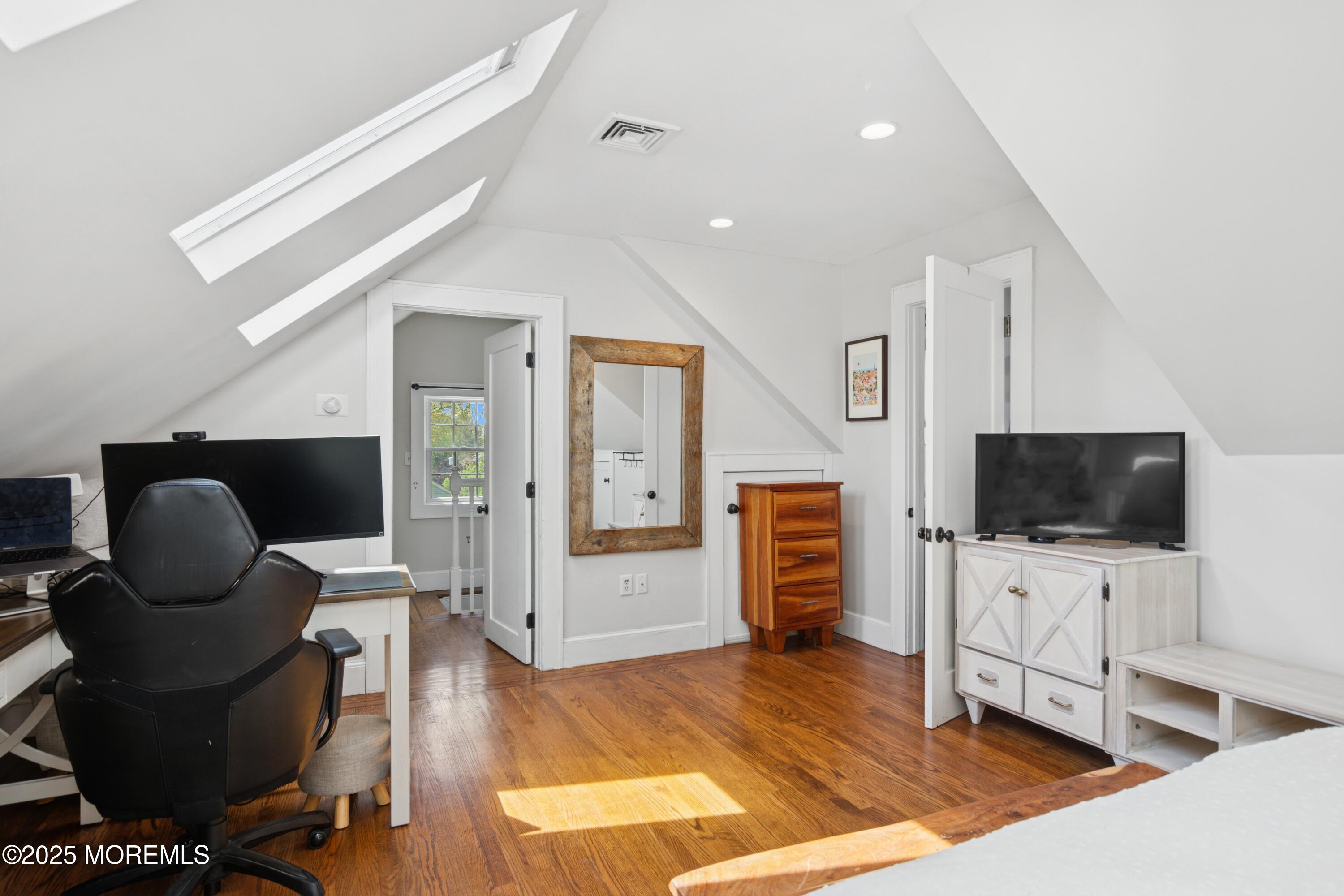 64 Roosevelt Circle, Red Bank, NJ, 07701 image 23