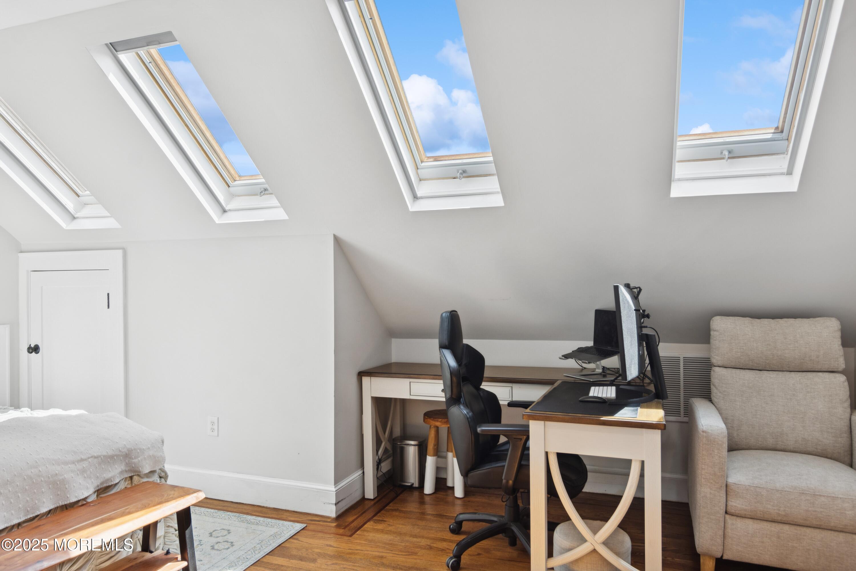 64 Roosevelt Circle, Red Bank, NJ, 07701 image 22