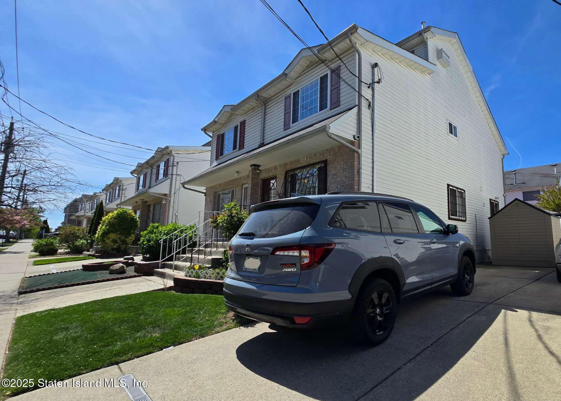 208 Osgood Avenue Image 3