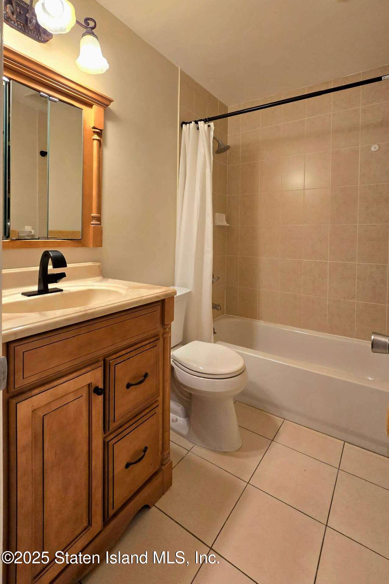 208 Osgood Avenue, Staten Island, NY, 10304 image 13