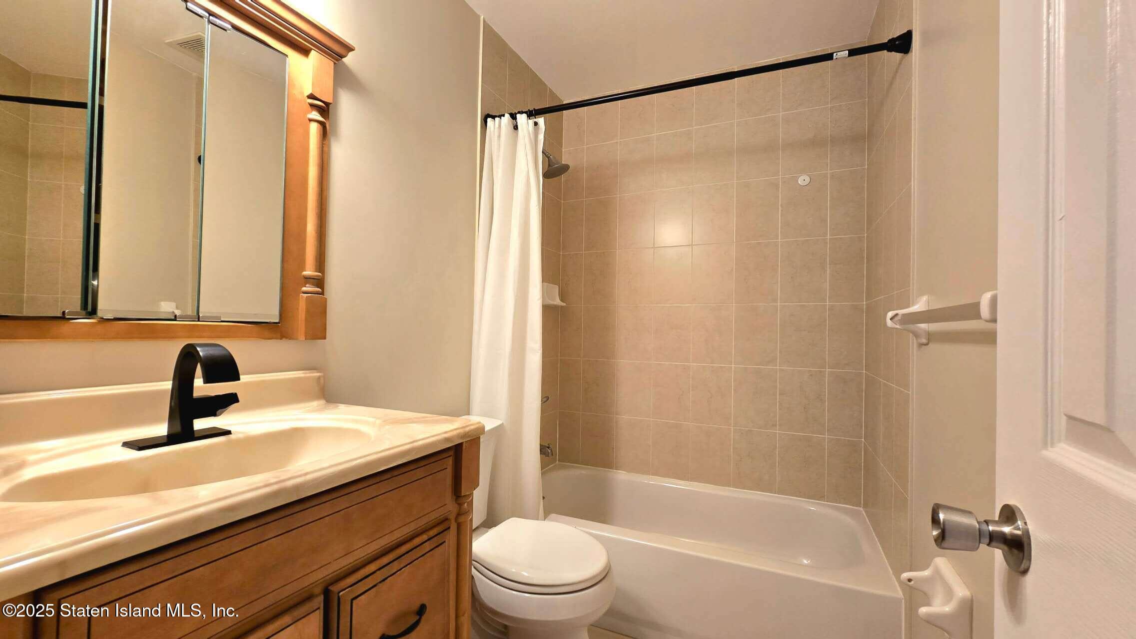 208 Osgood Avenue, Staten Island, NY, 10304 image 14