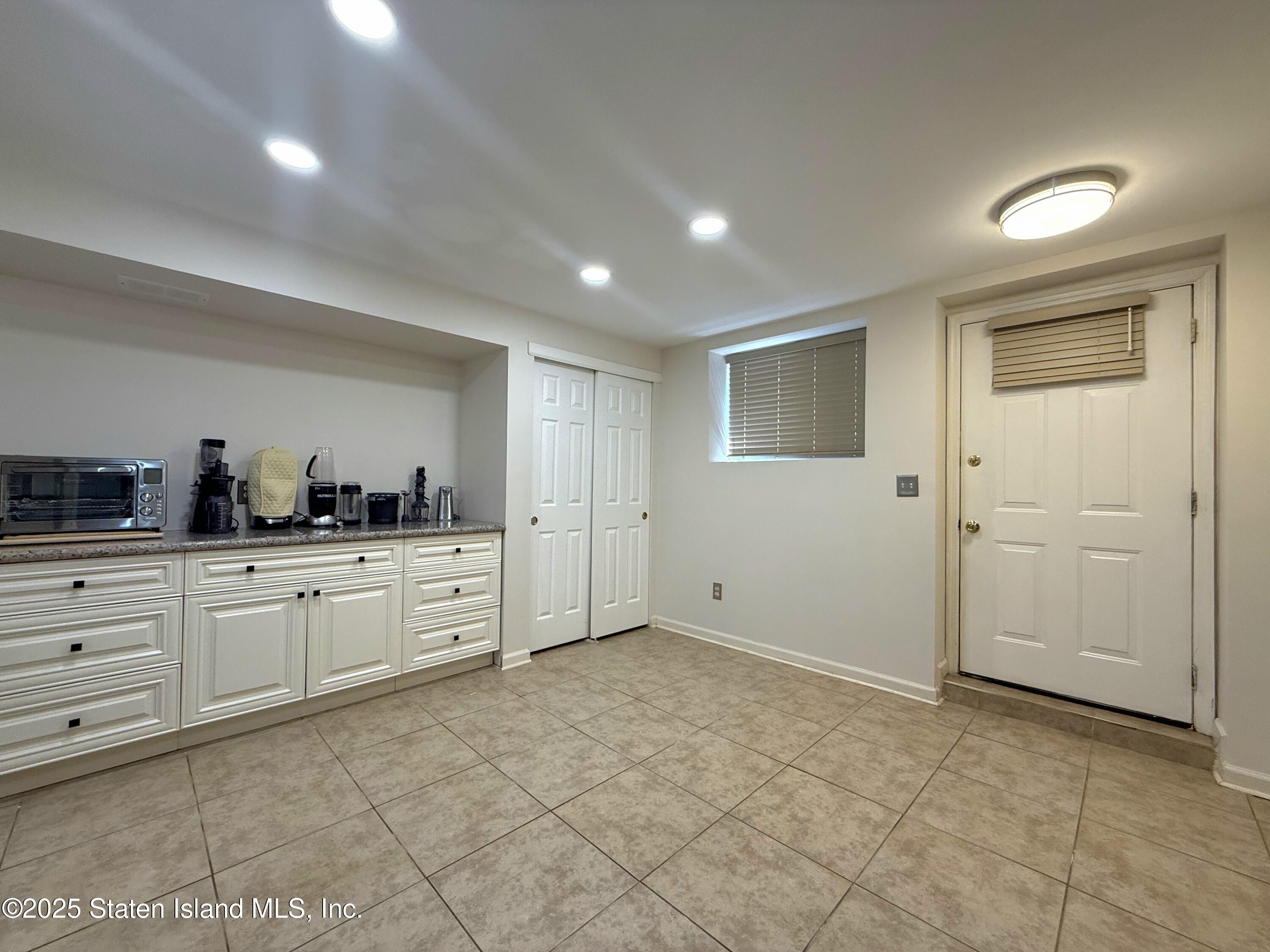 208 Osgood Avenue, Staten Island, NY, 10304 image 24