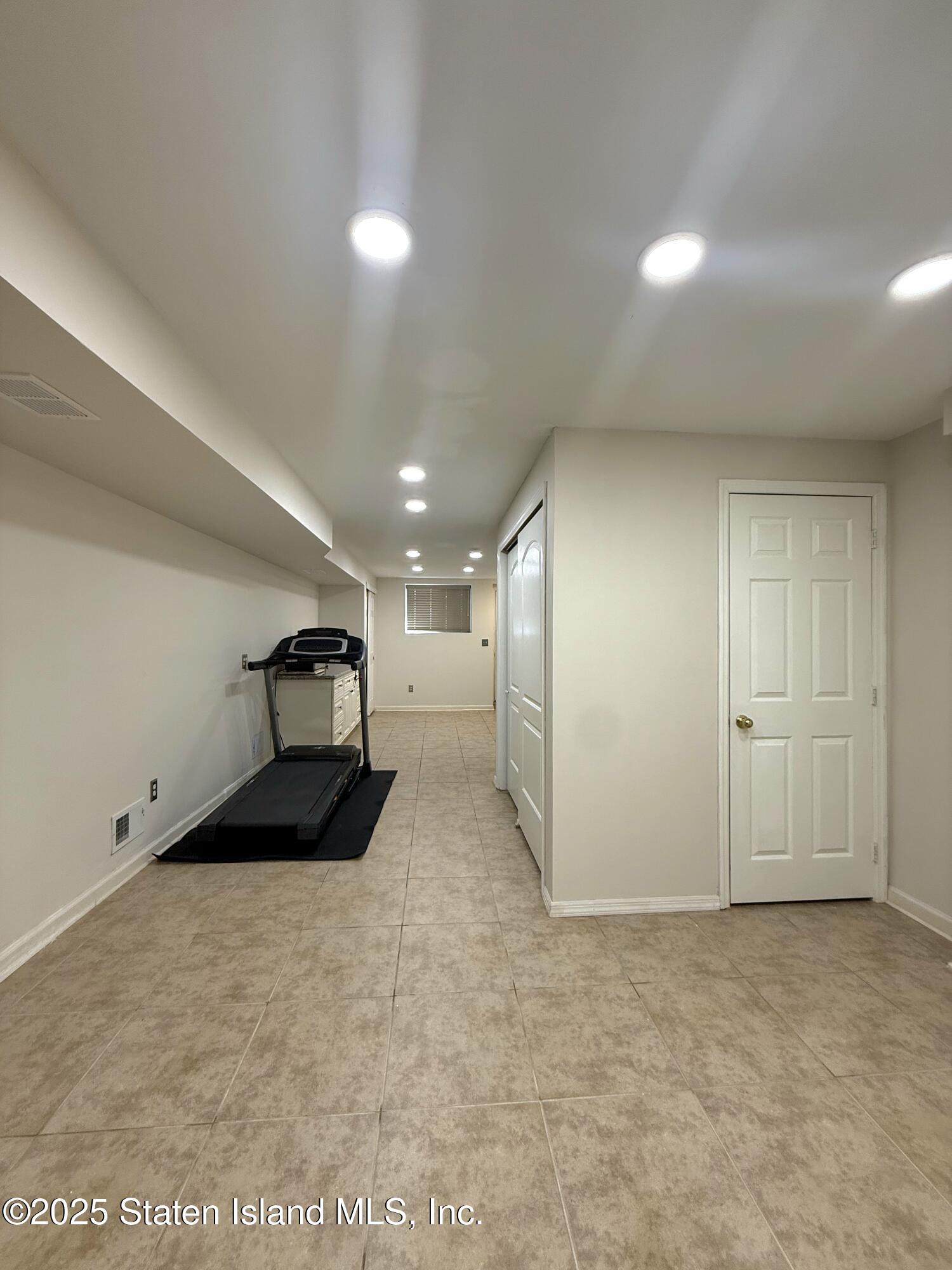 208 Osgood Avenue, Staten Island, NY, 10304 image 25