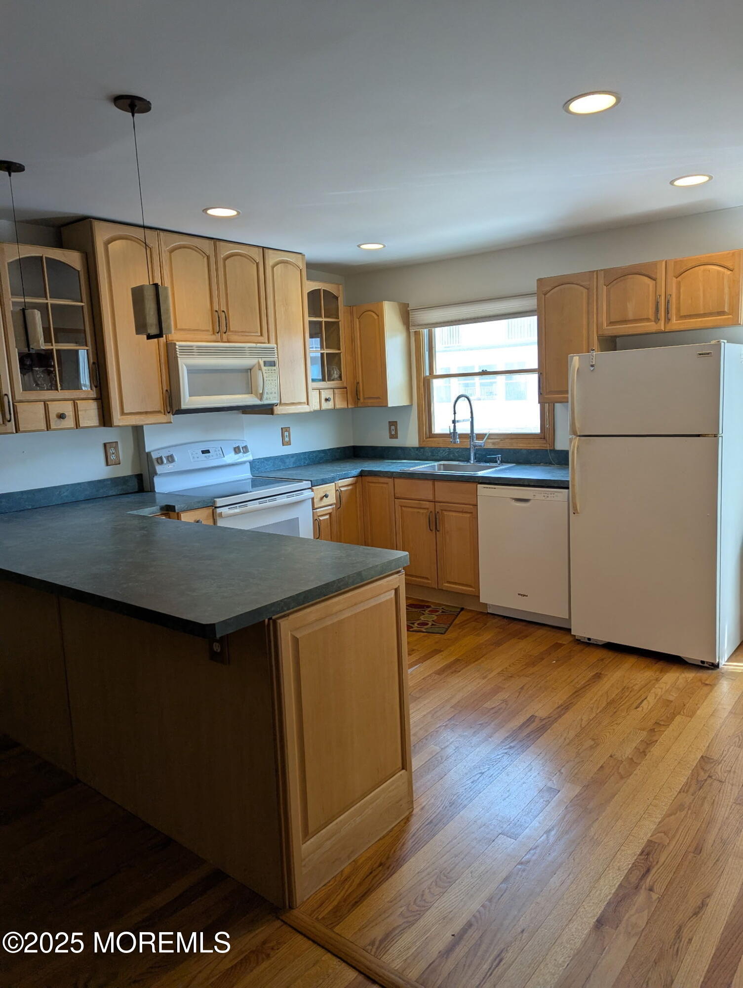 41 Village Road, Sea Bright, NJ, 07760 image 8