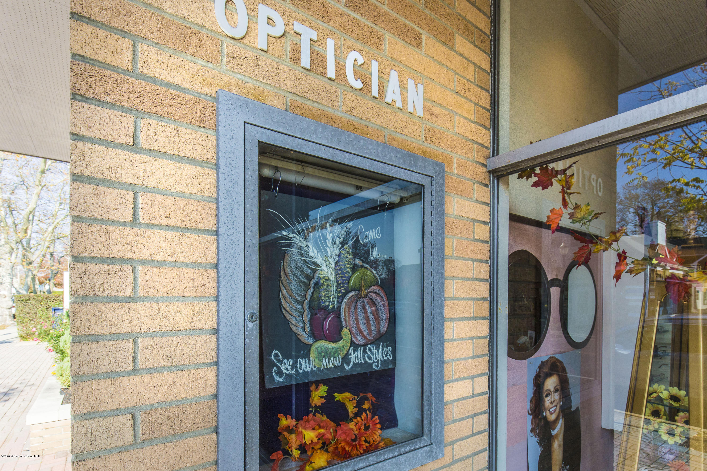 1406 3rd Avenue Image 3