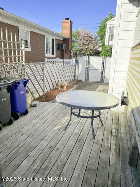 240 Mallory Avenue, Staten Island, NY, 10305 image 15
