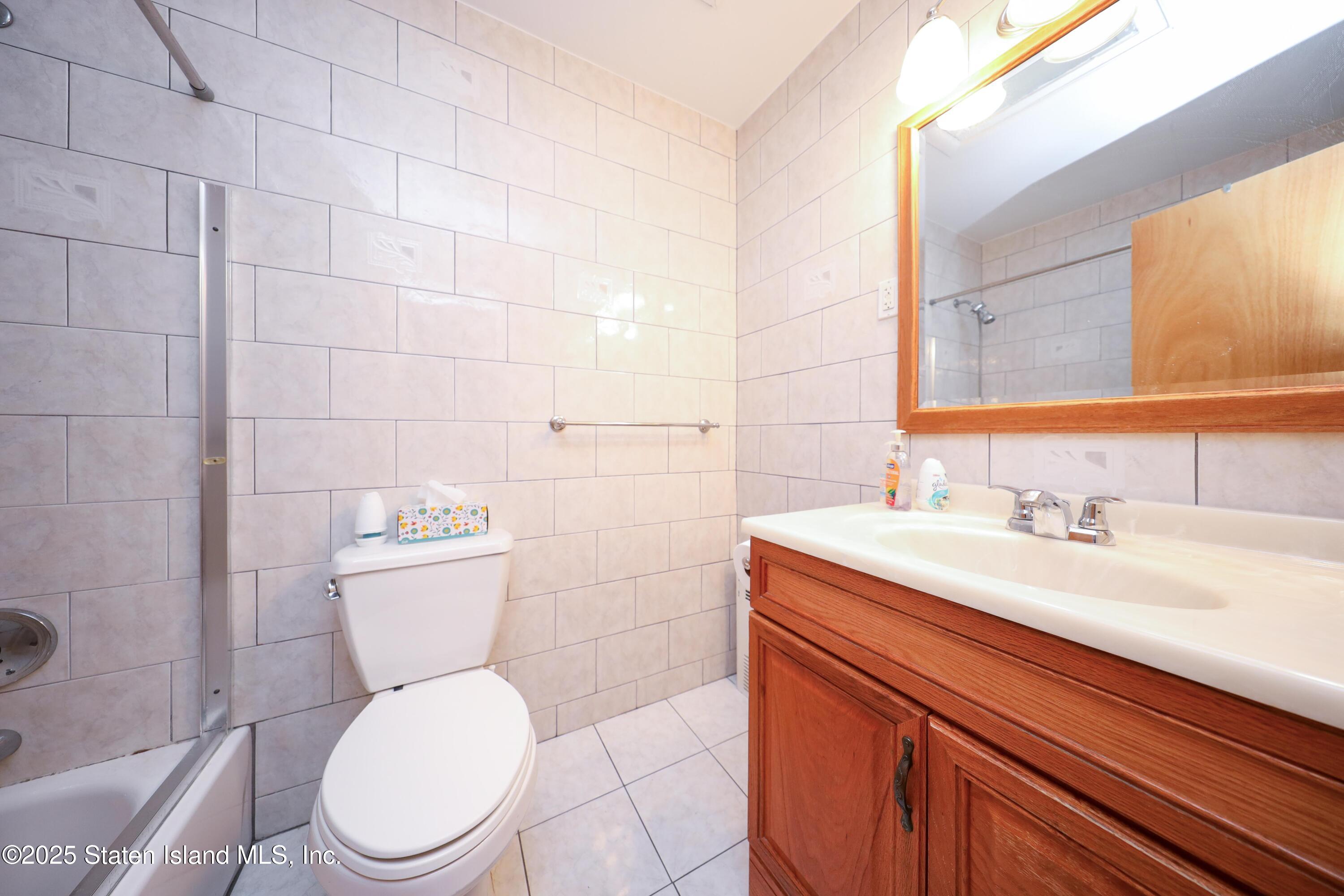 2445 Gerritsen Avenue, Brooklyn, NY, 11229 image 9