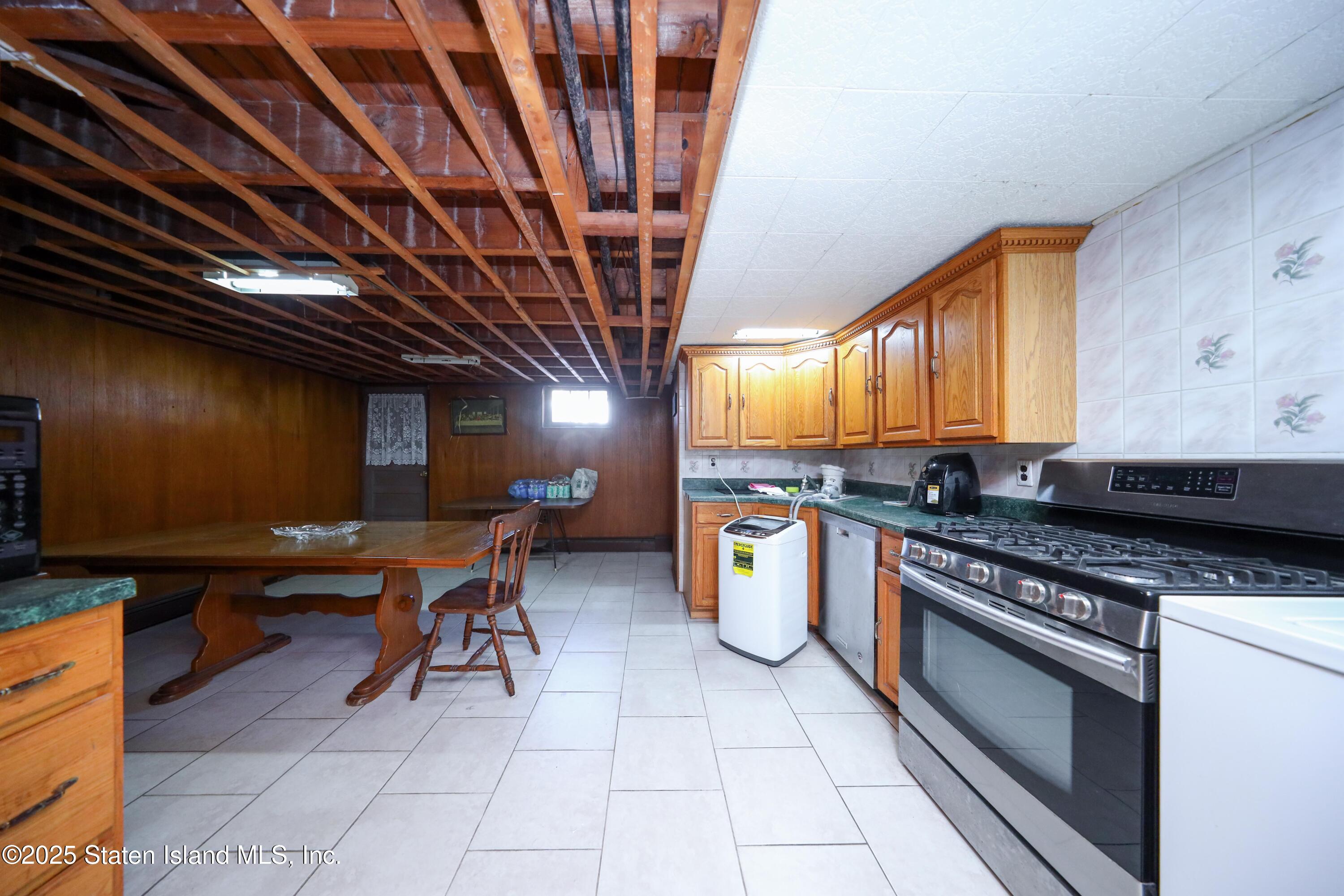 2445 Gerritsen Avenue, Brooklyn, NY, 11229 image 25