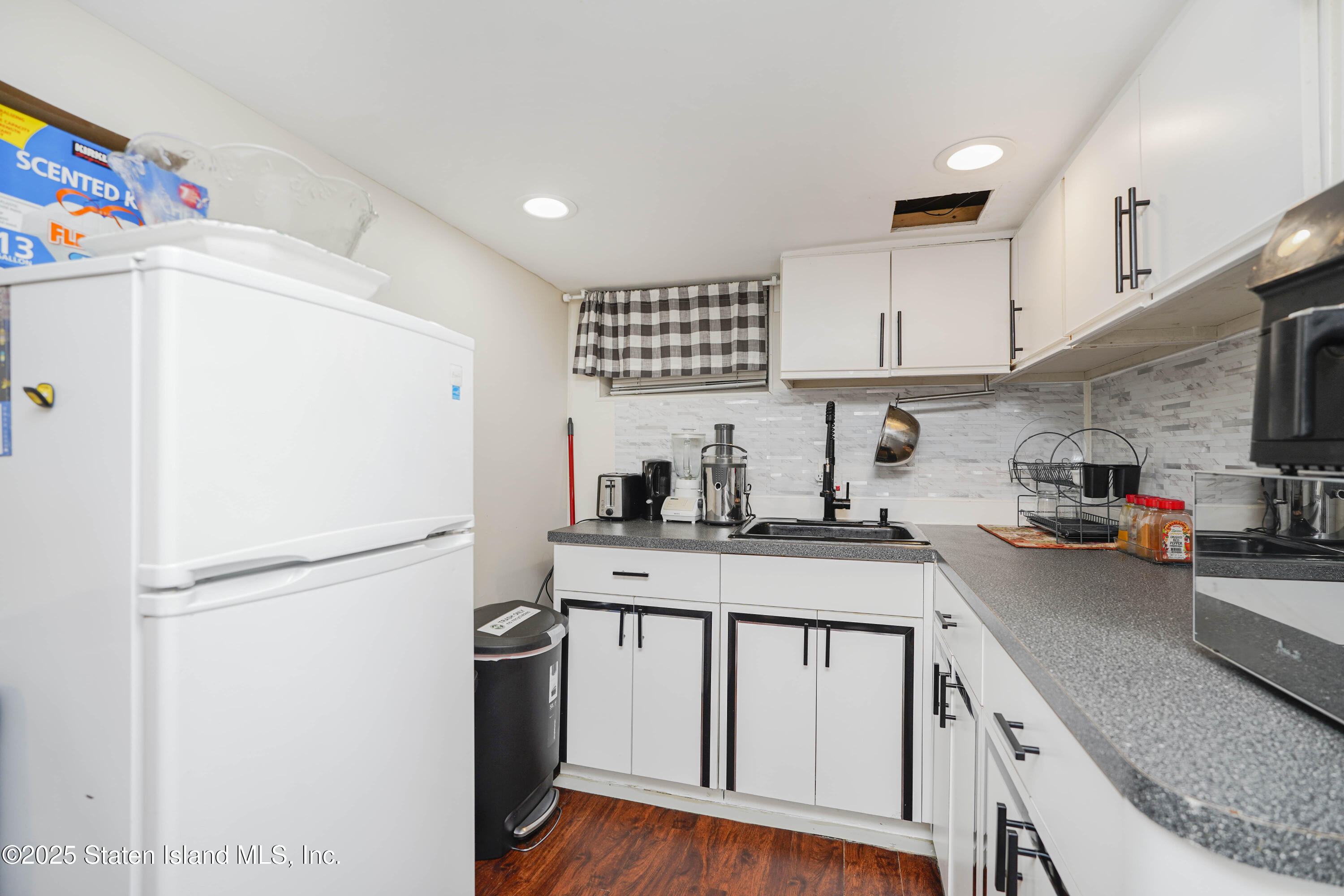 286 Bay 10th Street, Brooklyn, NY, 11228 image 42