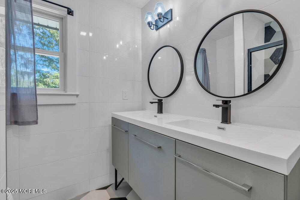 115 Phalanx Road, Colts Neck, NJ, 07722 image 31