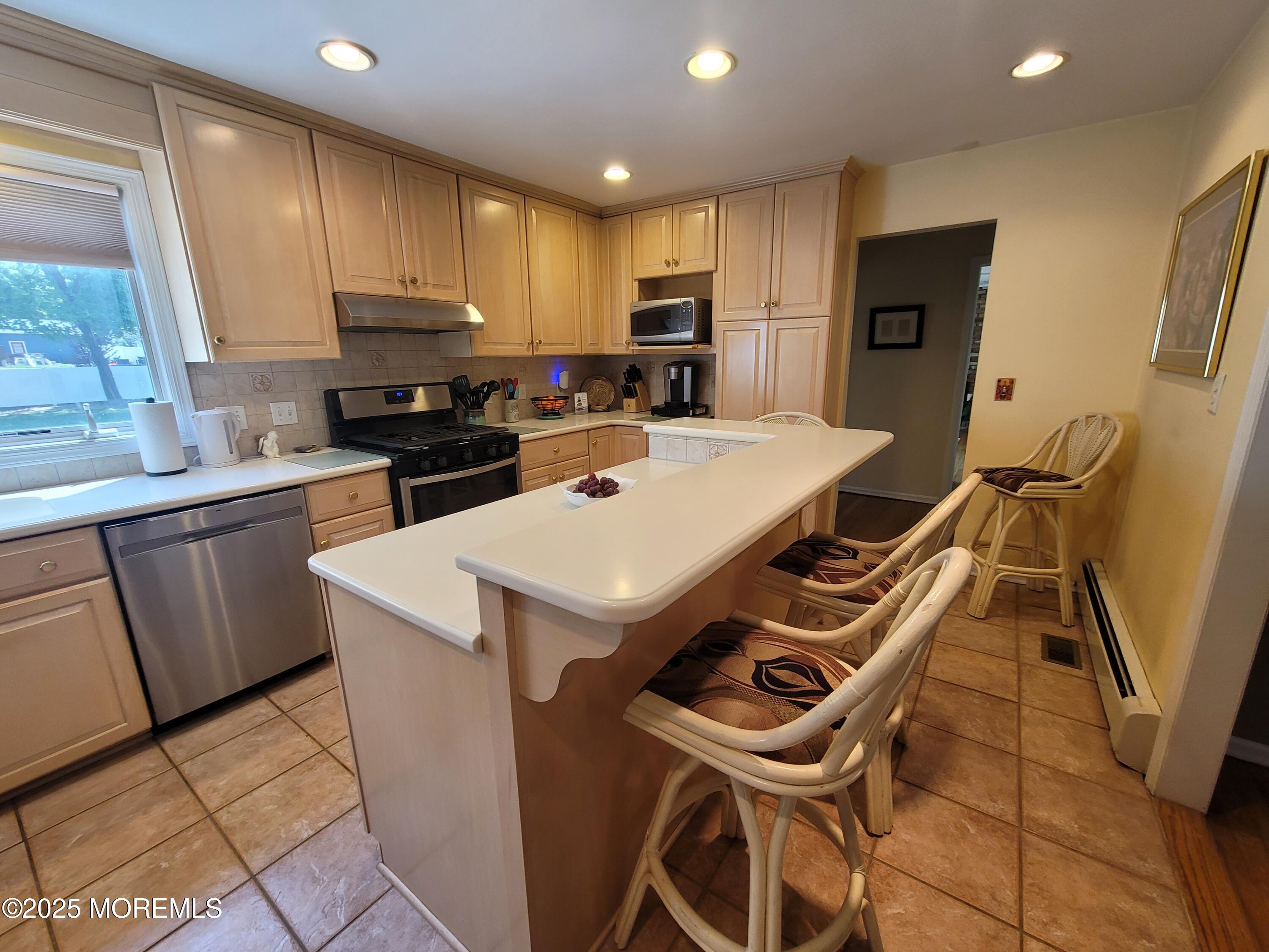 54 E Riverdale Avenue, Tinton Falls, NJ, 07724 image 12
