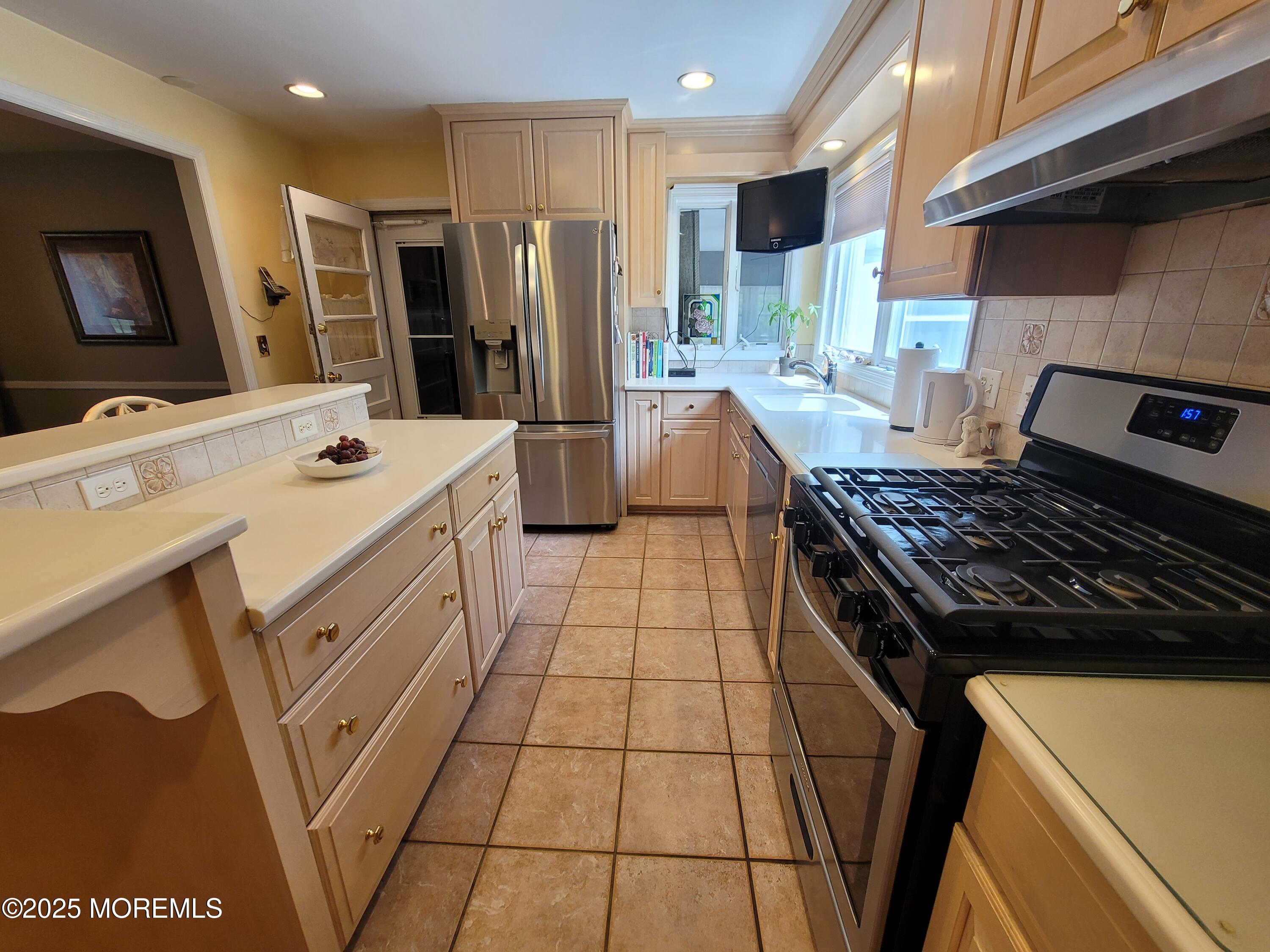 54 E Riverdale Avenue, Tinton Falls, NJ, 07724 image 14