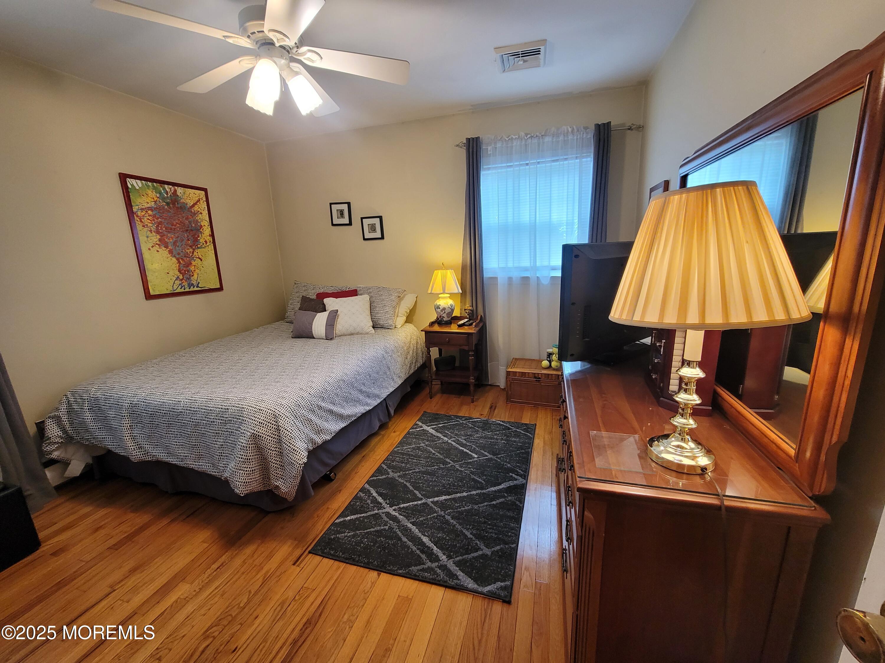 54 E Riverdale Avenue, Tinton Falls, NJ, 07724 image 25