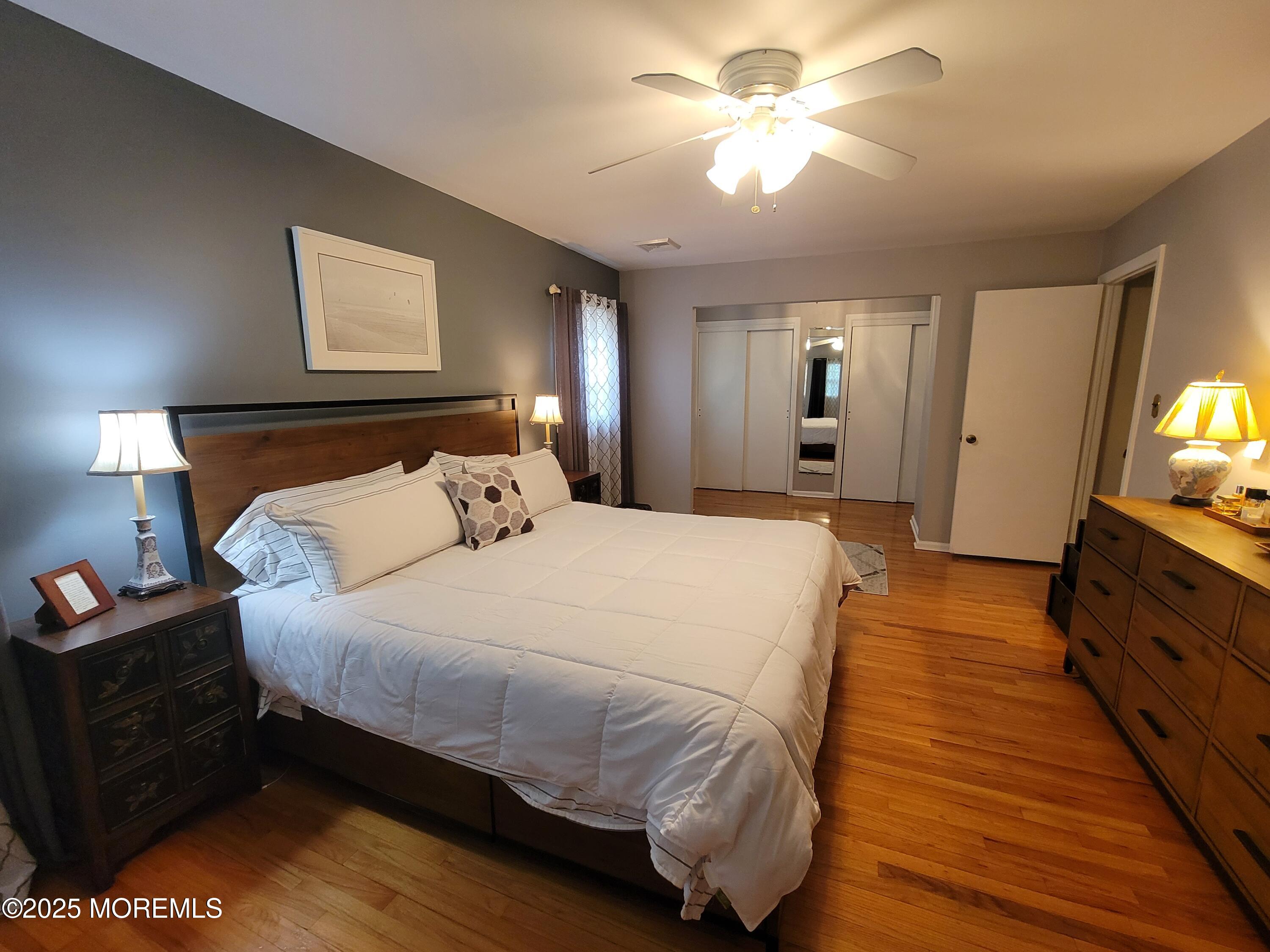 54 E Riverdale Avenue, Tinton Falls, NJ, 07724 image 20