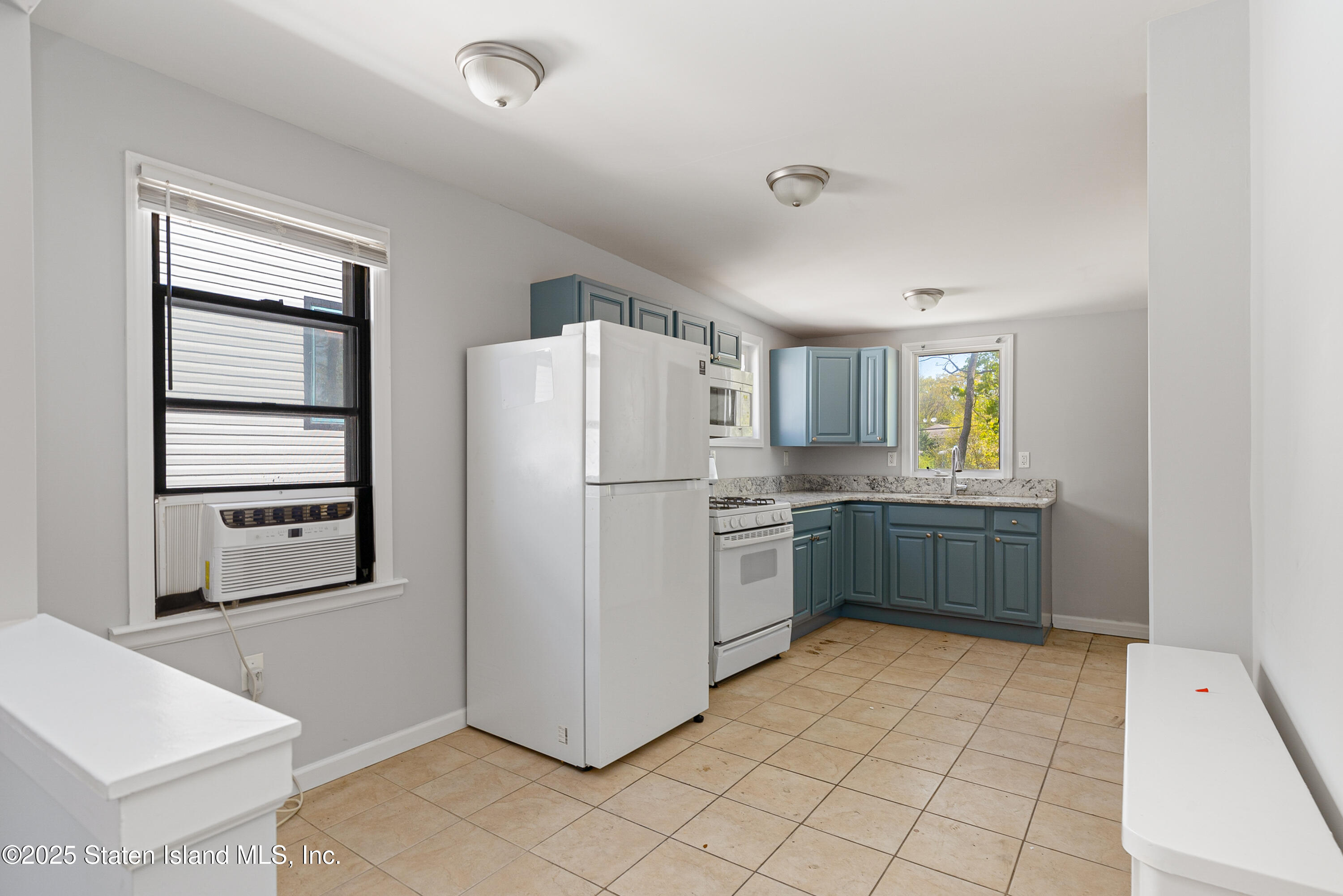 319 Winchester Avenue, Staten Island, NY, 10312 image 15