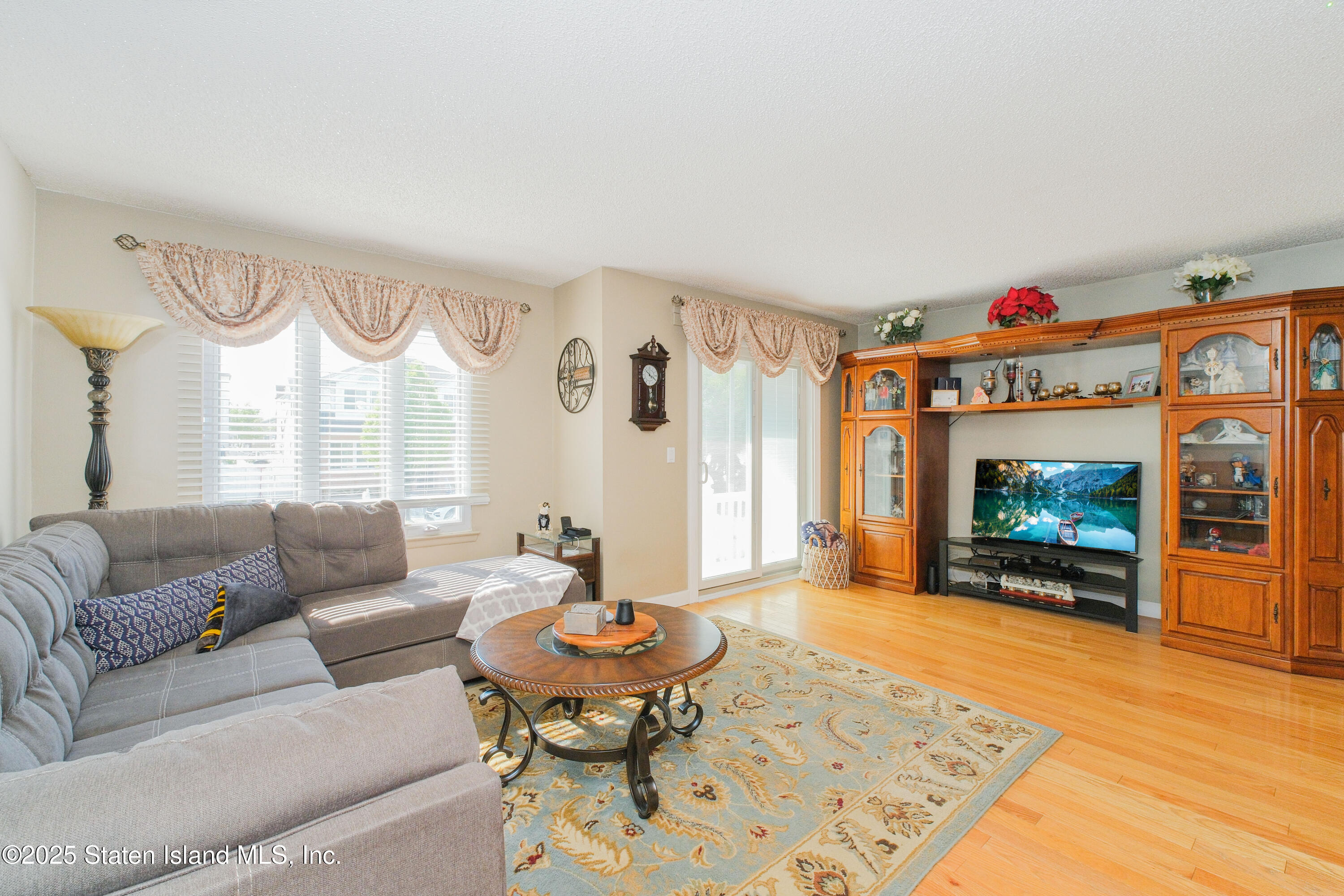 397 Elvin Street, Staten Island, NY, 10314 image 8