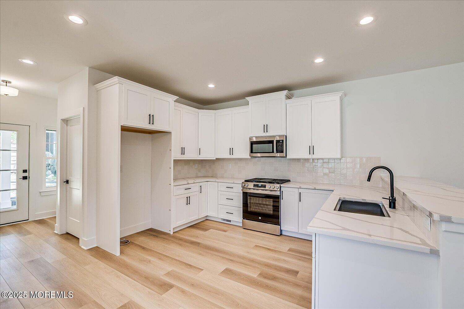 32 Earl Street, Red Bank, NJ, 07701 image 12