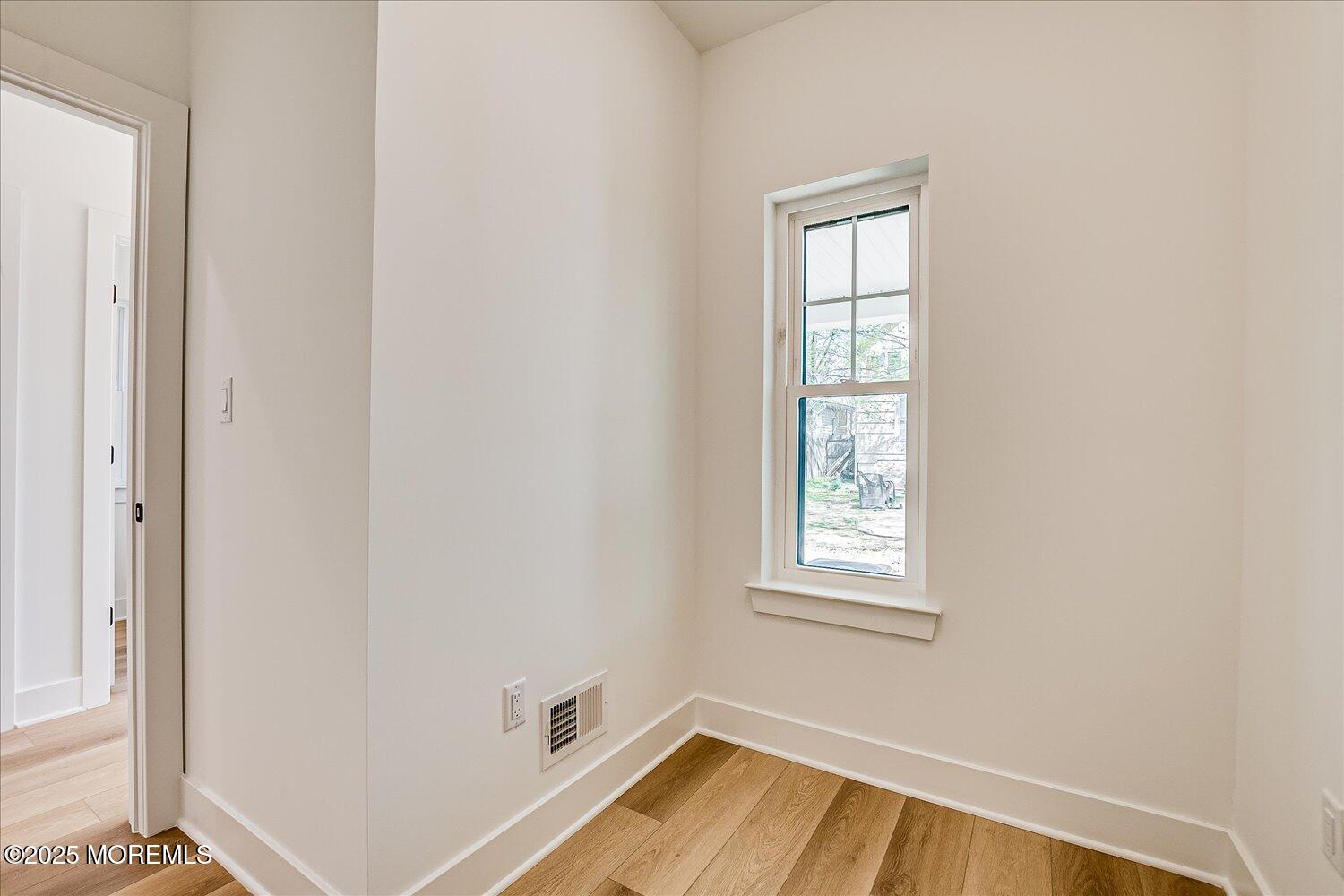 32 Earl Street, Red Bank, NJ, 07701 image 21