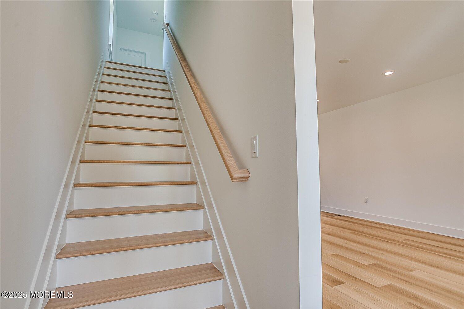 32 Earl Street, Red Bank, NJ, 07701 image 25