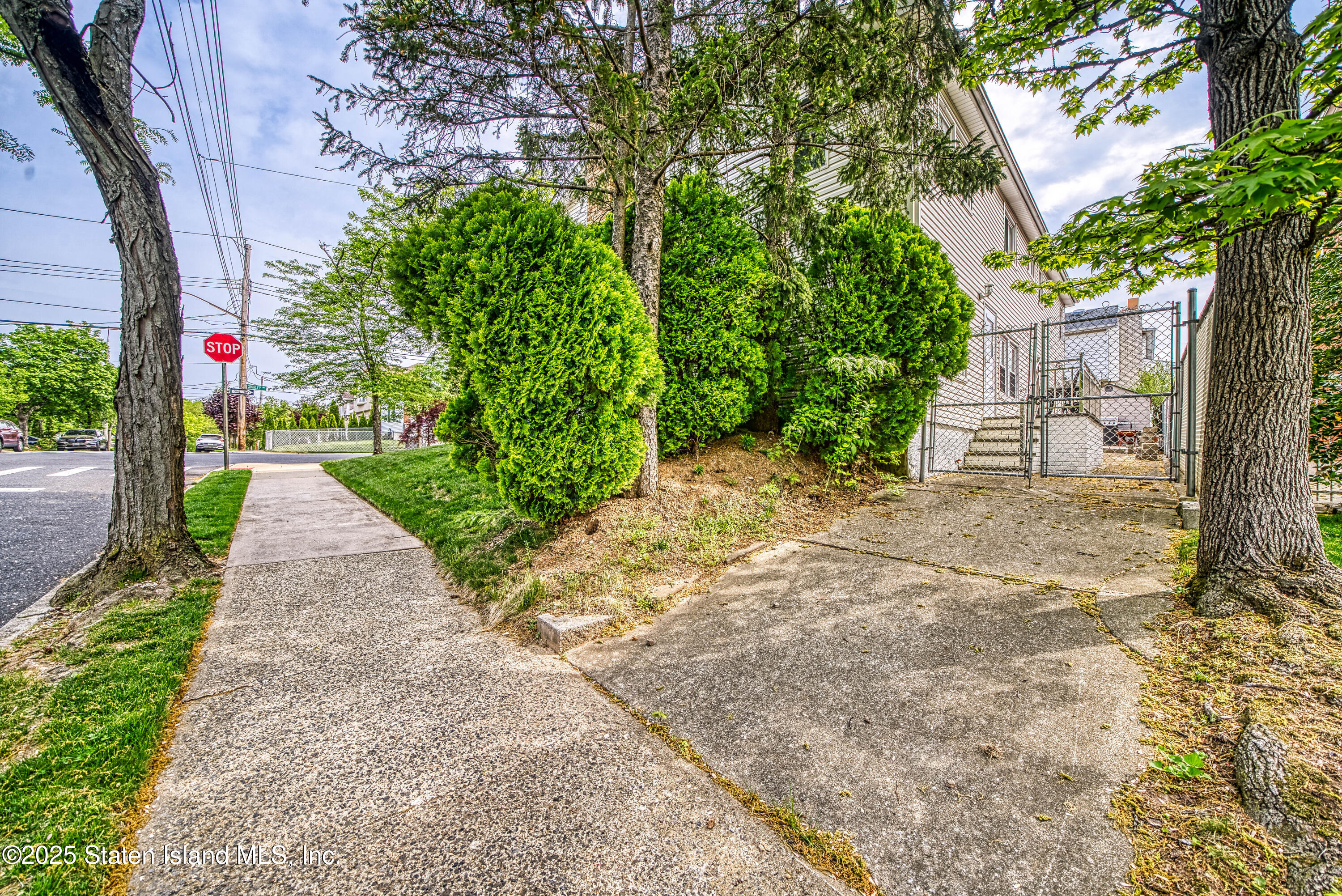 330 Shirley Avenue, Staten Island, NY, 10312 image 6