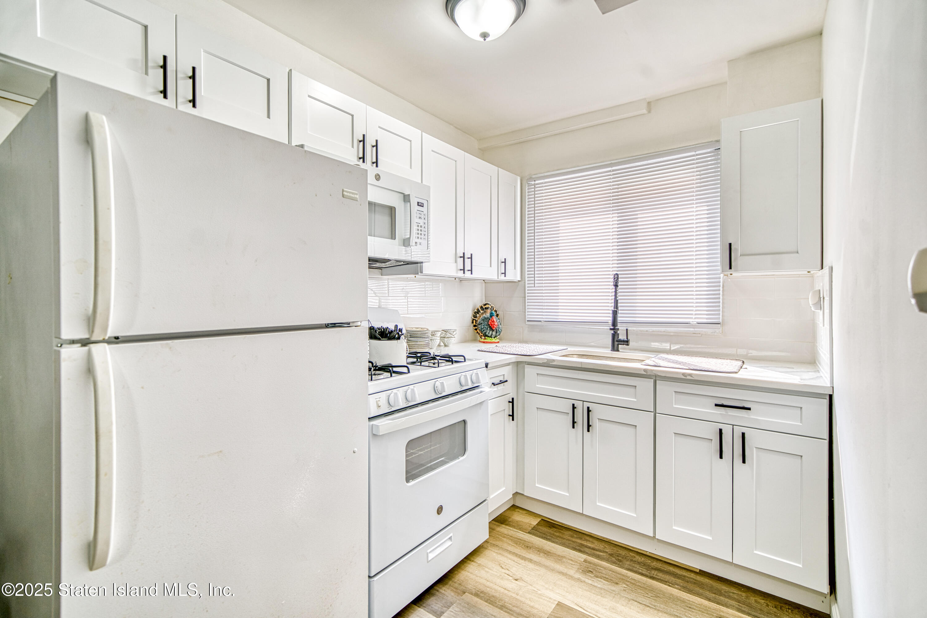 330 Shirley Avenue, Staten Island, NY, 10312 image 17