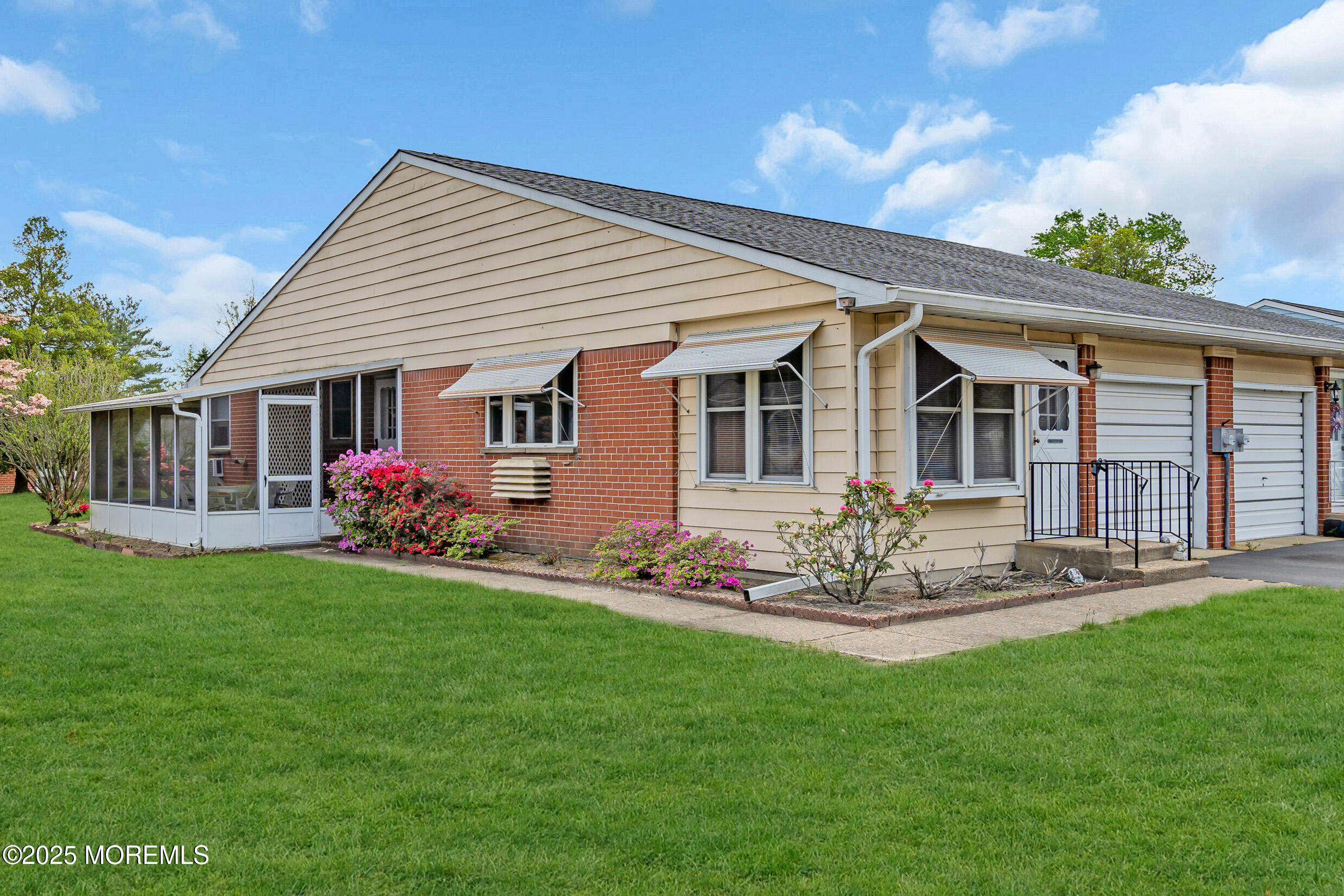 8 A Lafayette Drive Image 3