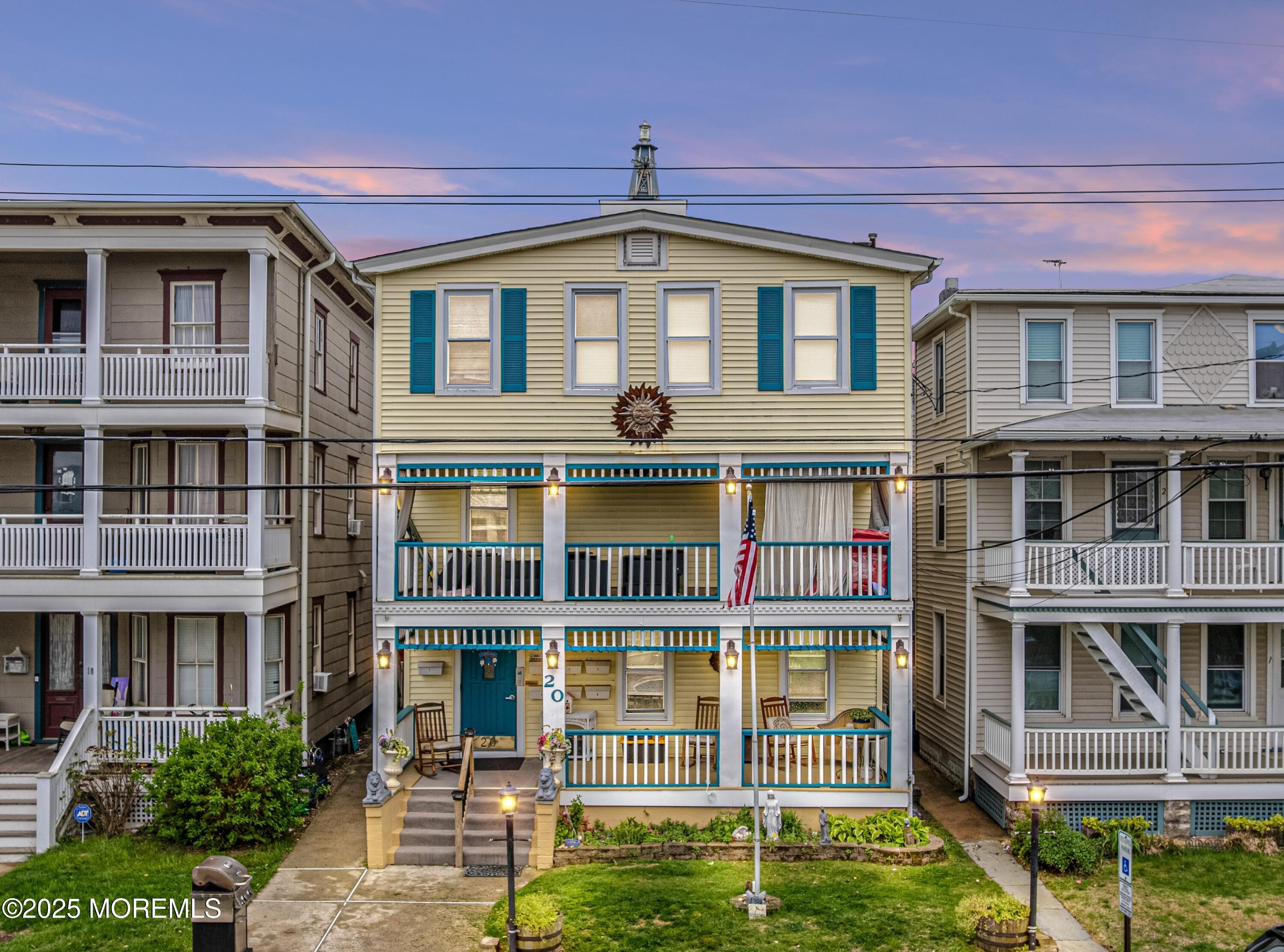 20 Webb Avenue Image 1