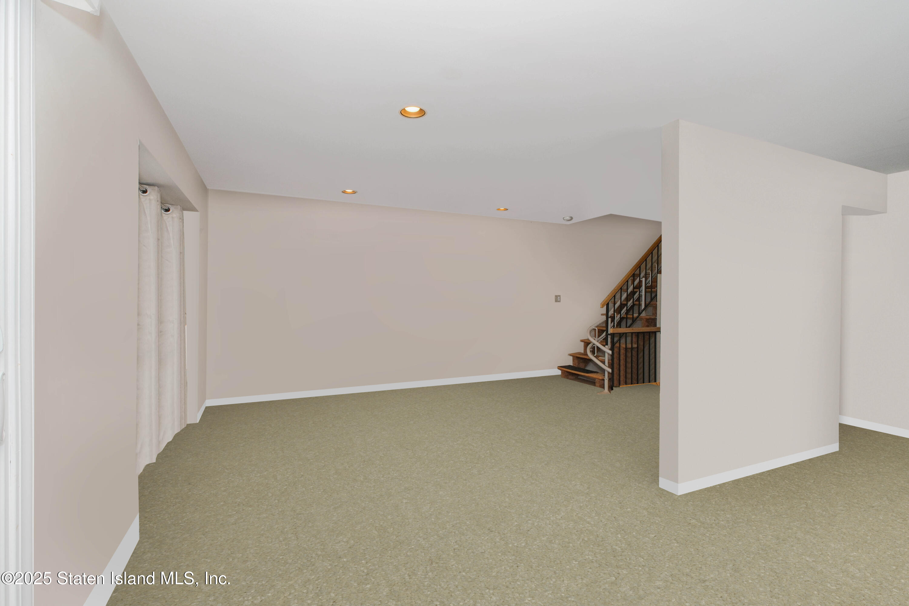 44 Hart Loop, Staten Island, NY, 10306 image 14