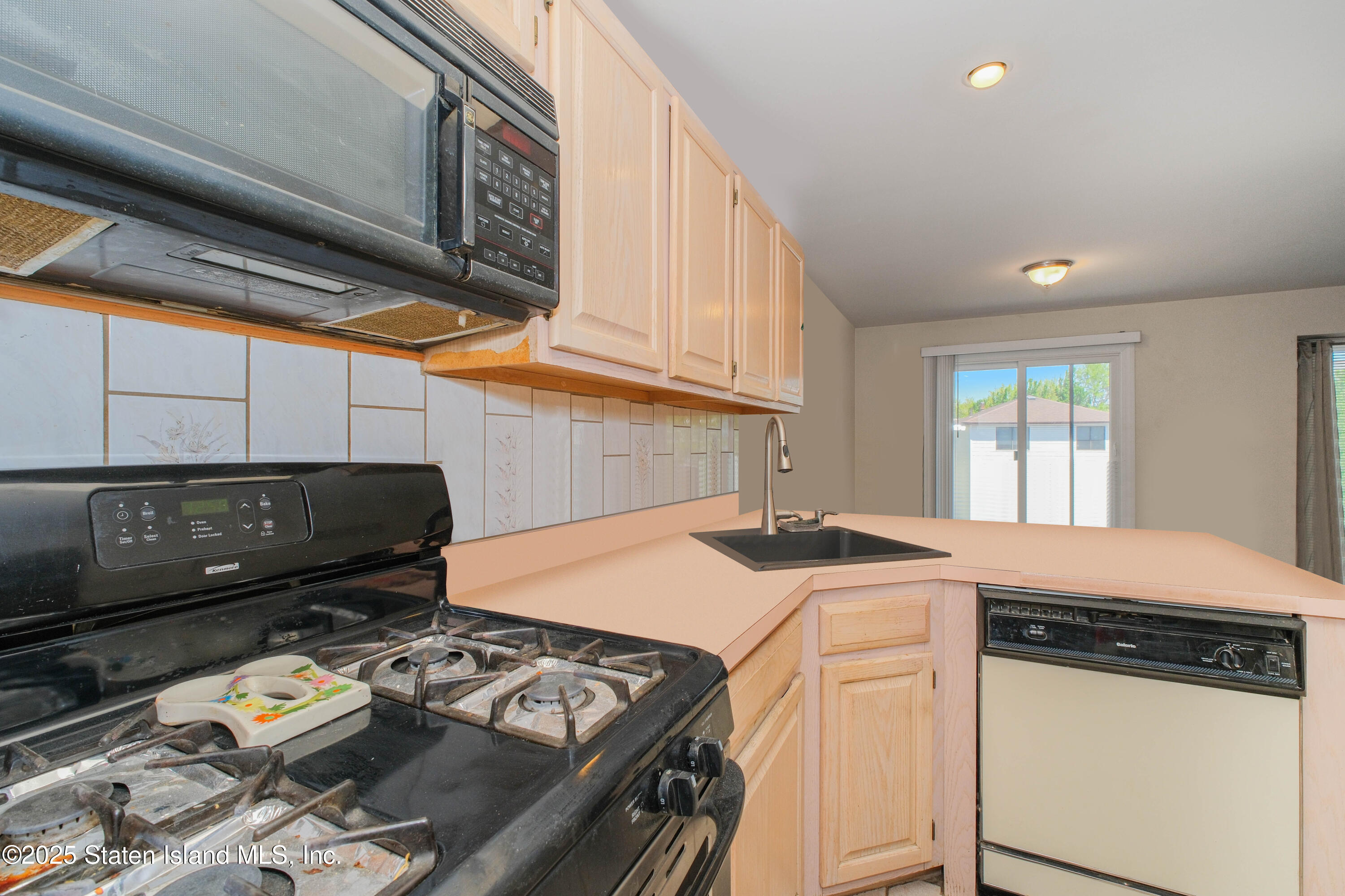44 Hart Loop, Staten Island, NY, 10306 image 8