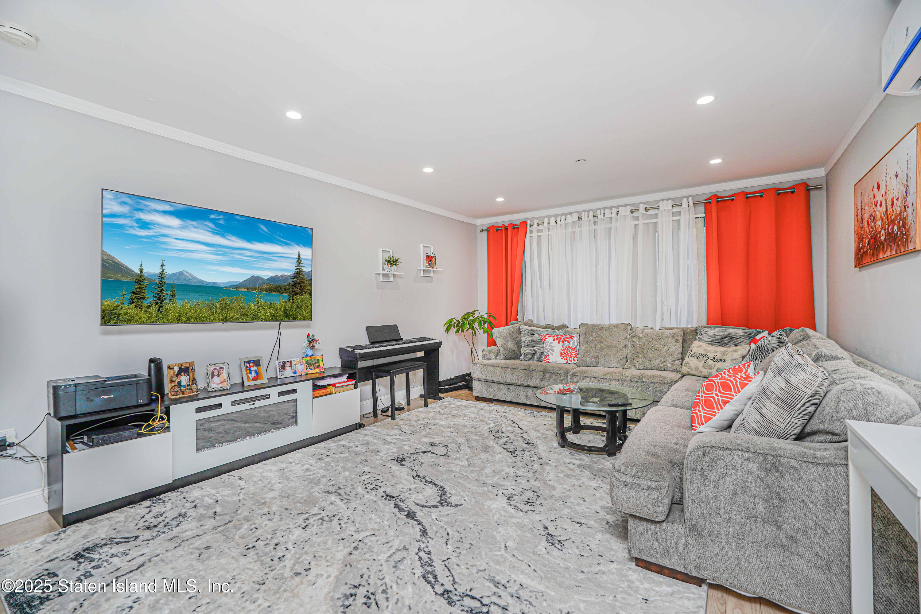 135 Alex Circle, Staten Island, NY, 10305 image 6