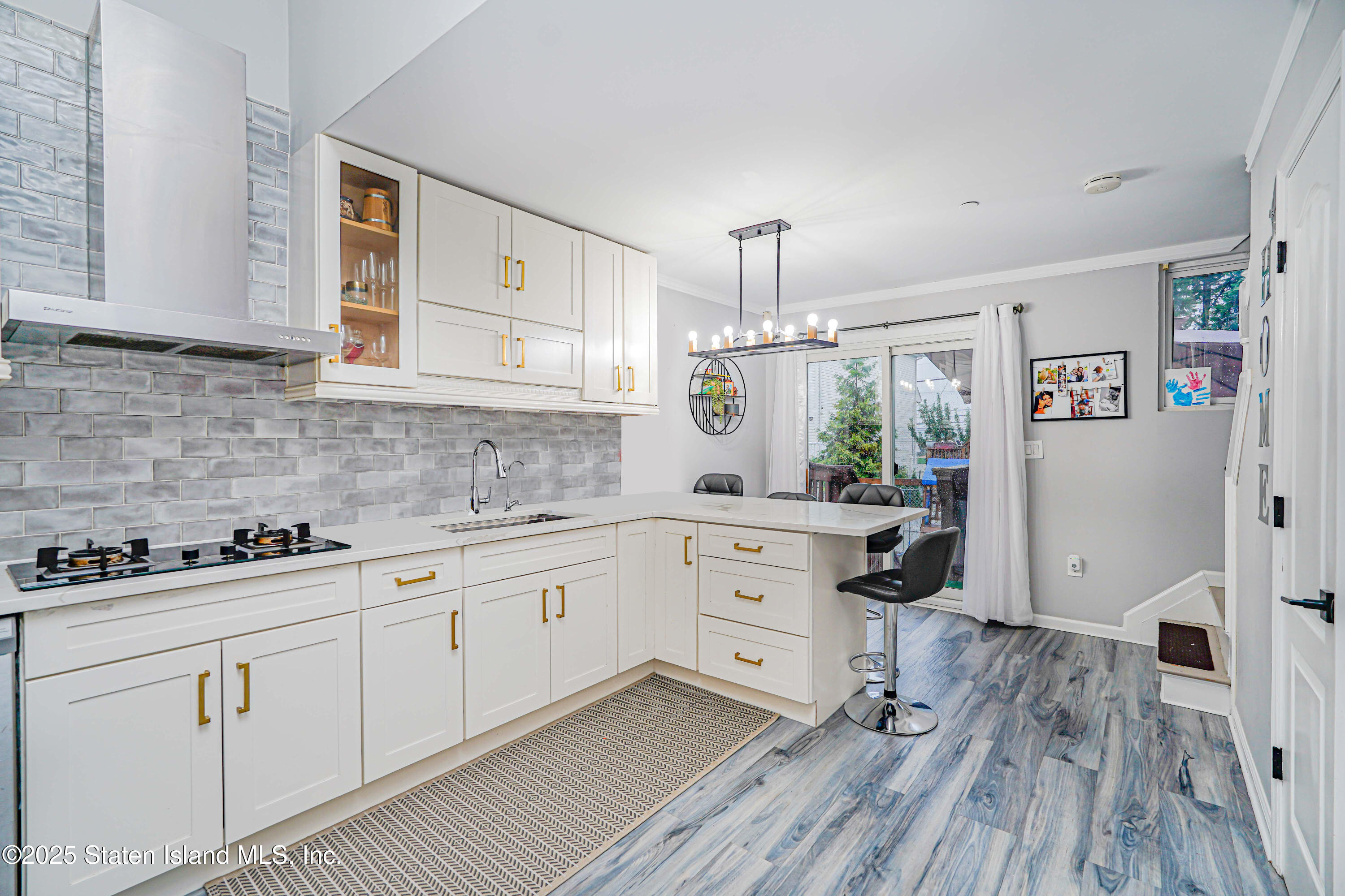 135 Alex Circle, Staten Island, NY, 10305 image 10