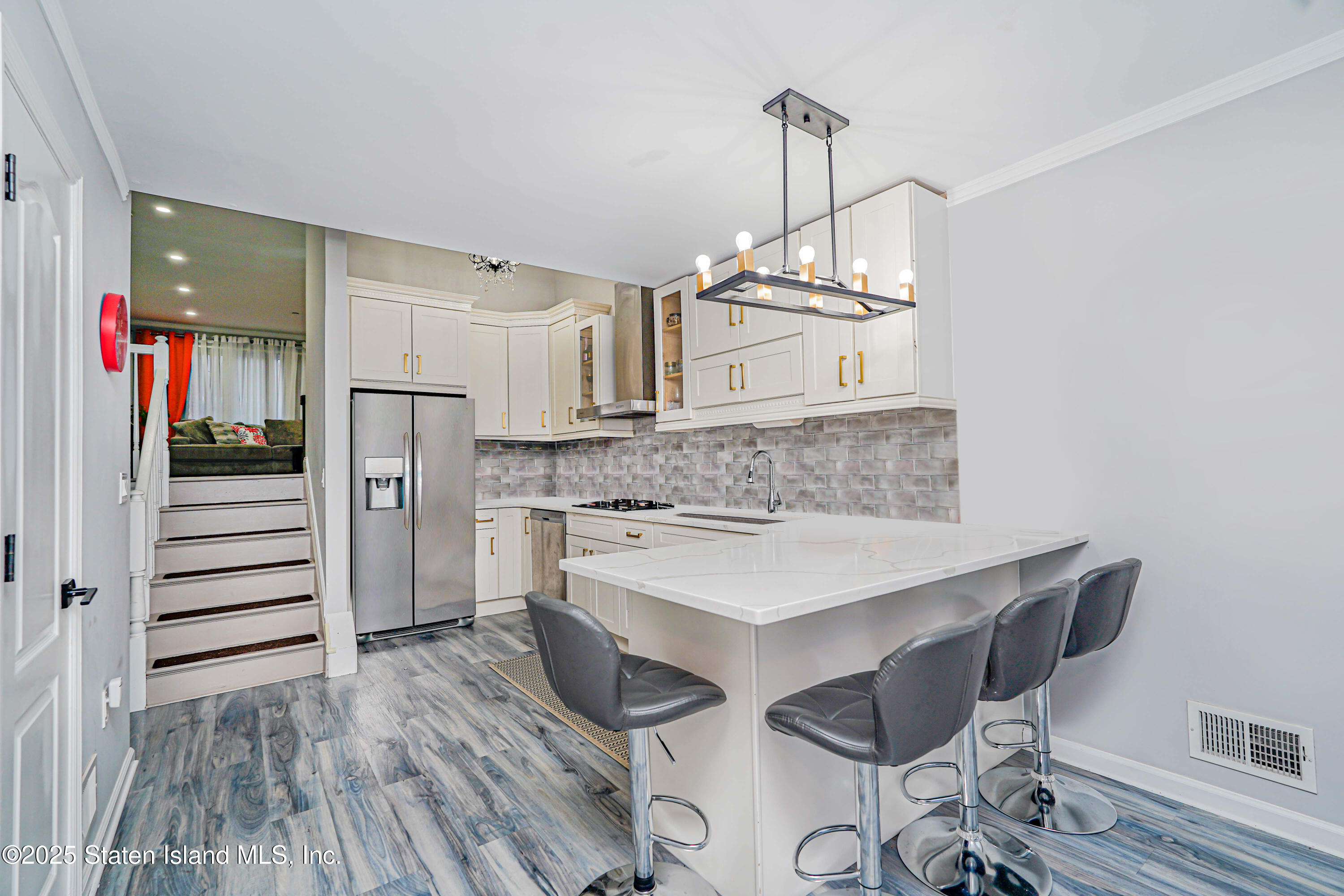135 Alex Circle, Staten Island, NY, 10305 image 12