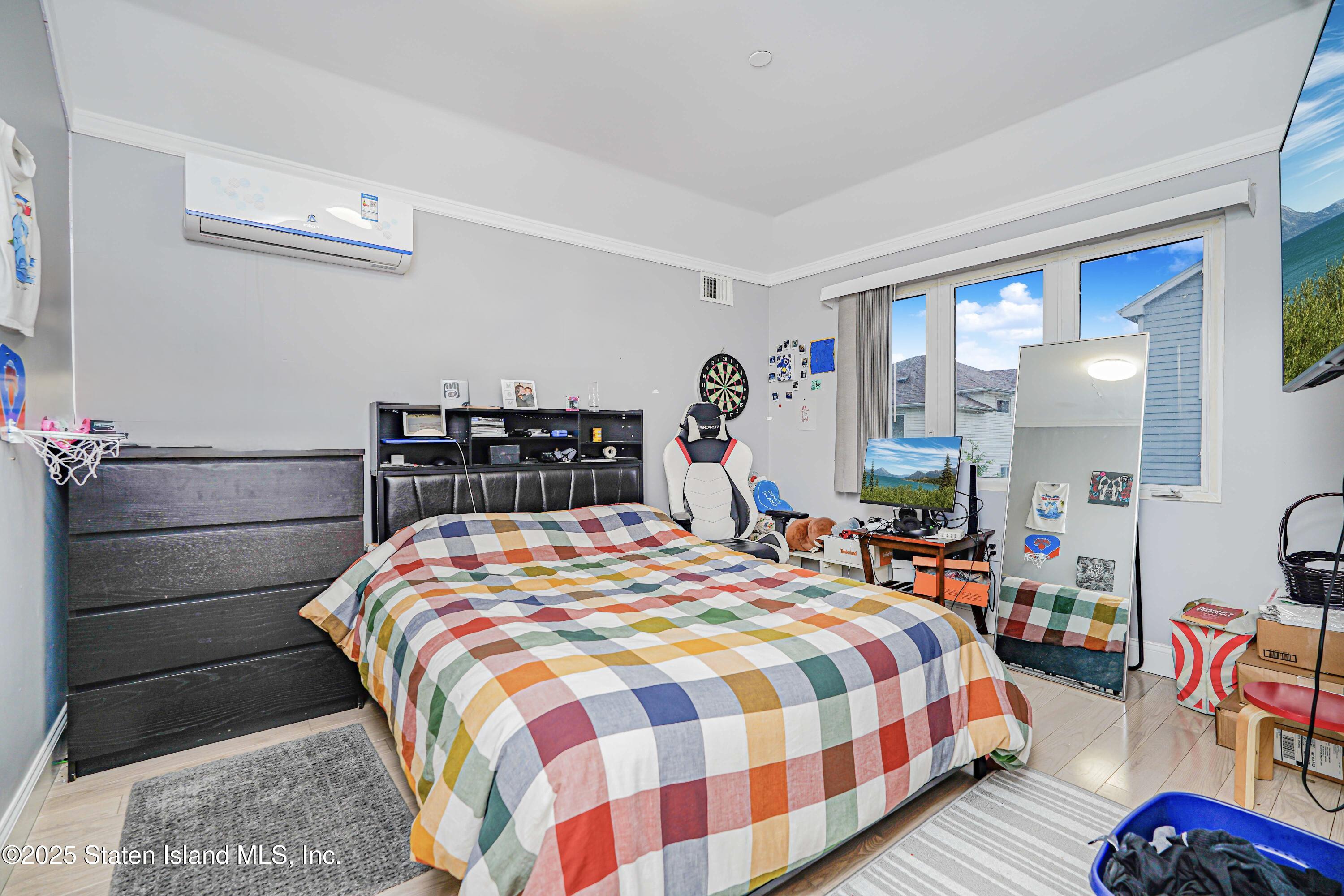 135 Alex Circle, Staten Island, NY, 10305 image 16