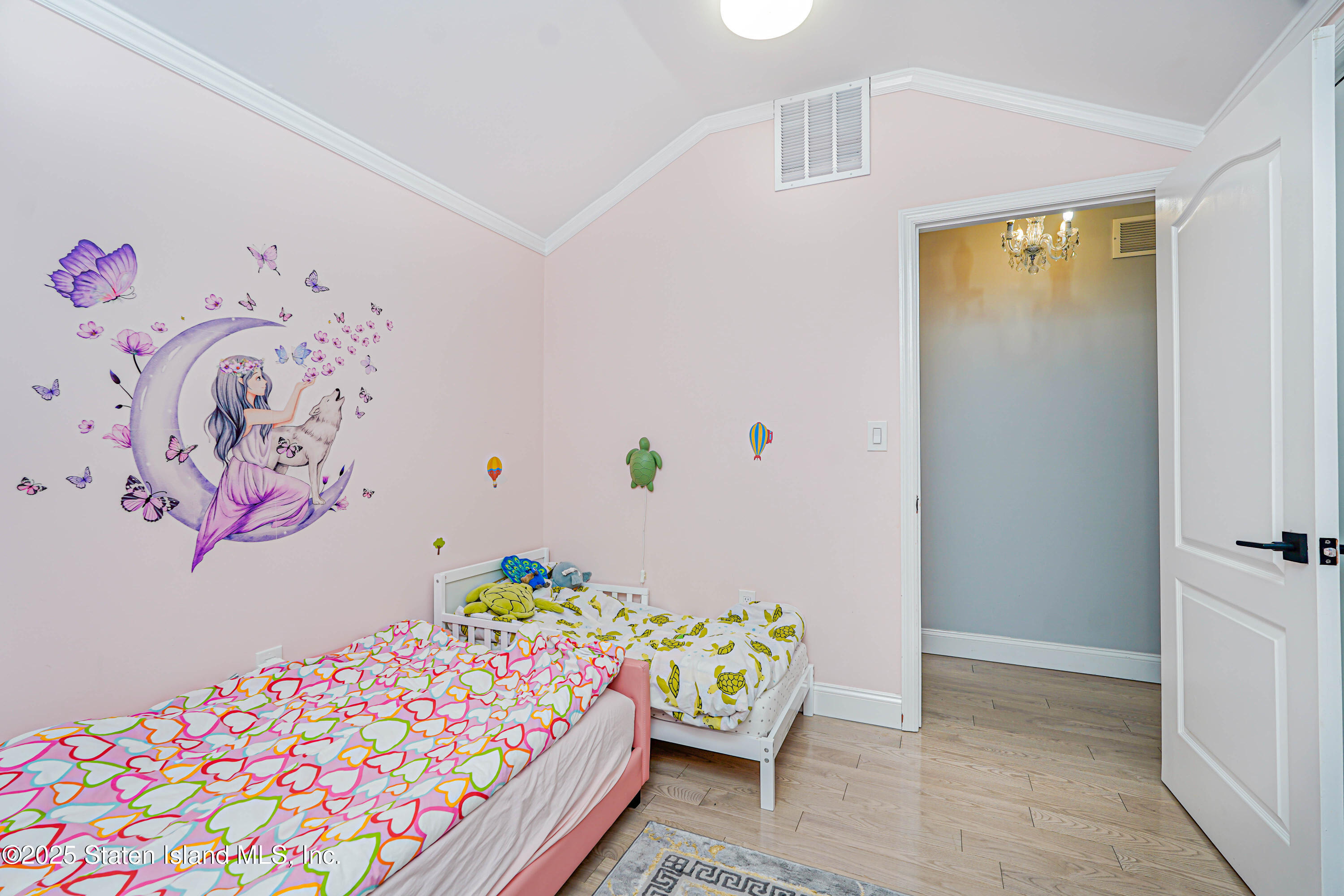 135 Alex Circle, Staten Island, NY, 10305 image 18