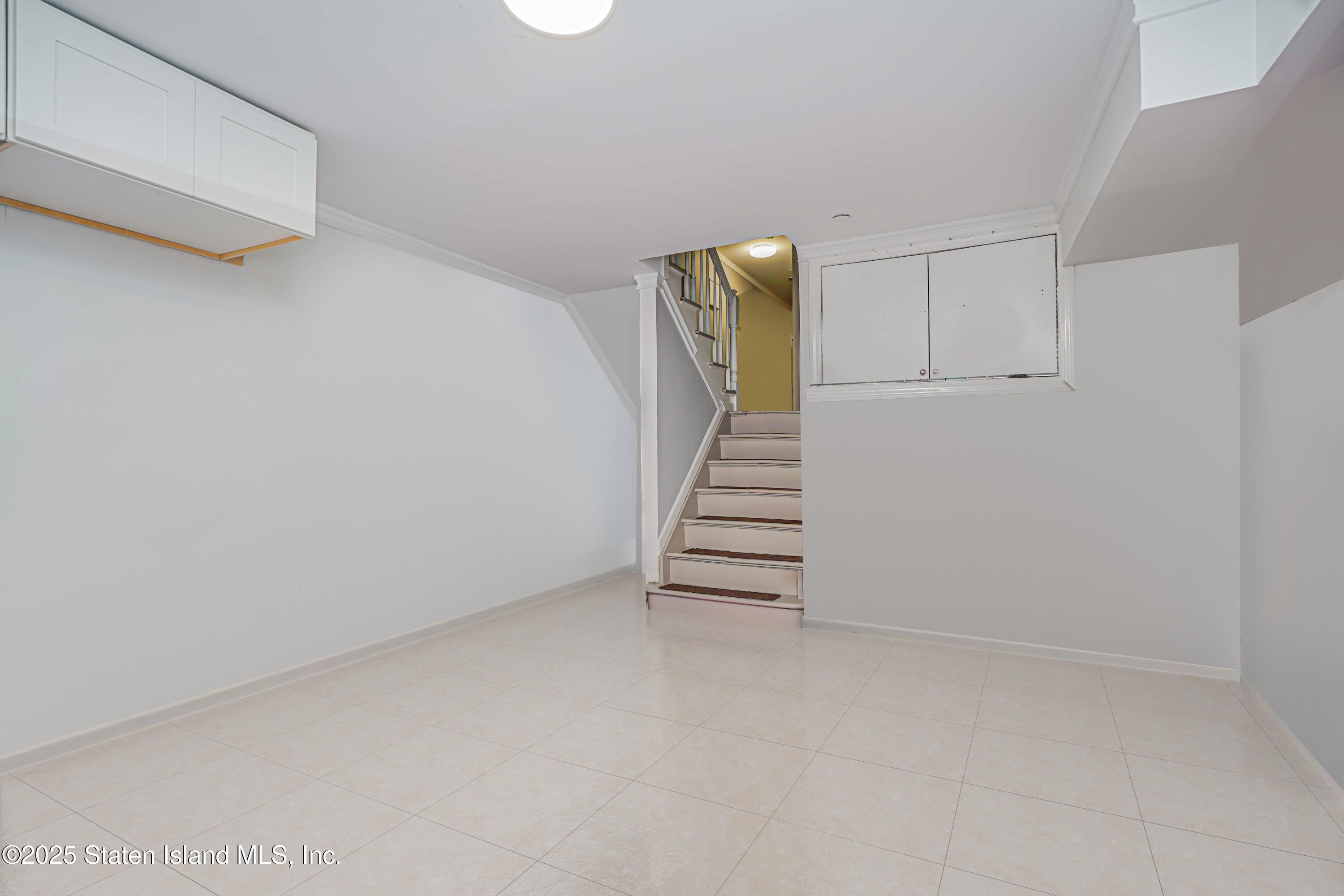 135 Alex Circle, Staten Island, NY, 10305 image 26
