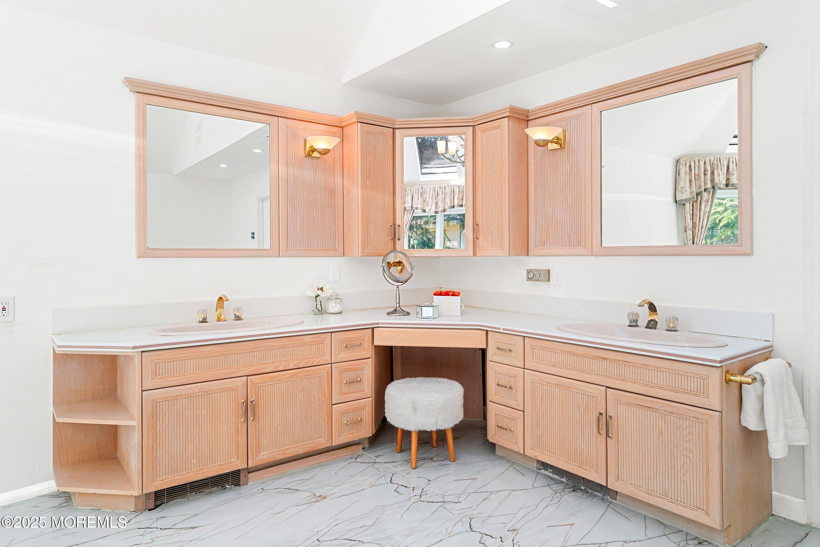 4 Colts Drive, Holmdel, NJ, 07733 image 35