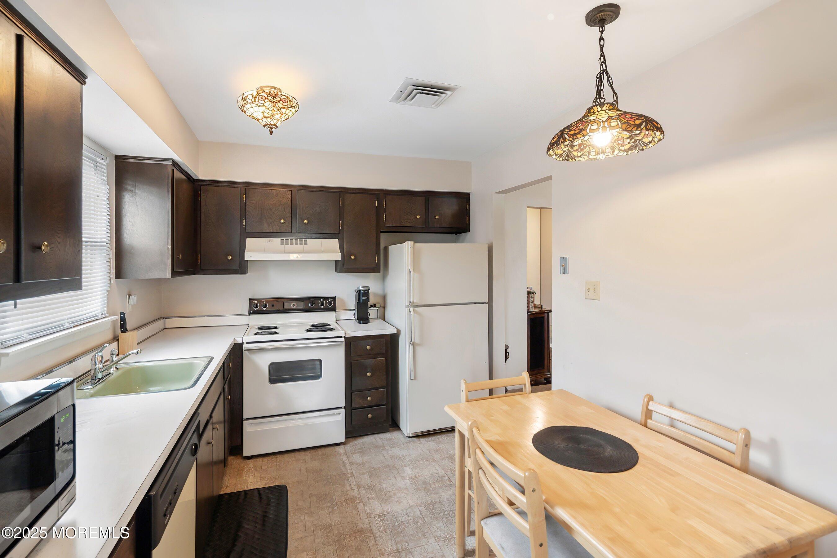 124 Blake Circle, Brick, NJ, 08724 image 13