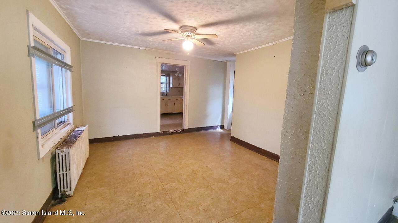 233 Lockman Avenue, Staten Island, NY, 10303 image 8