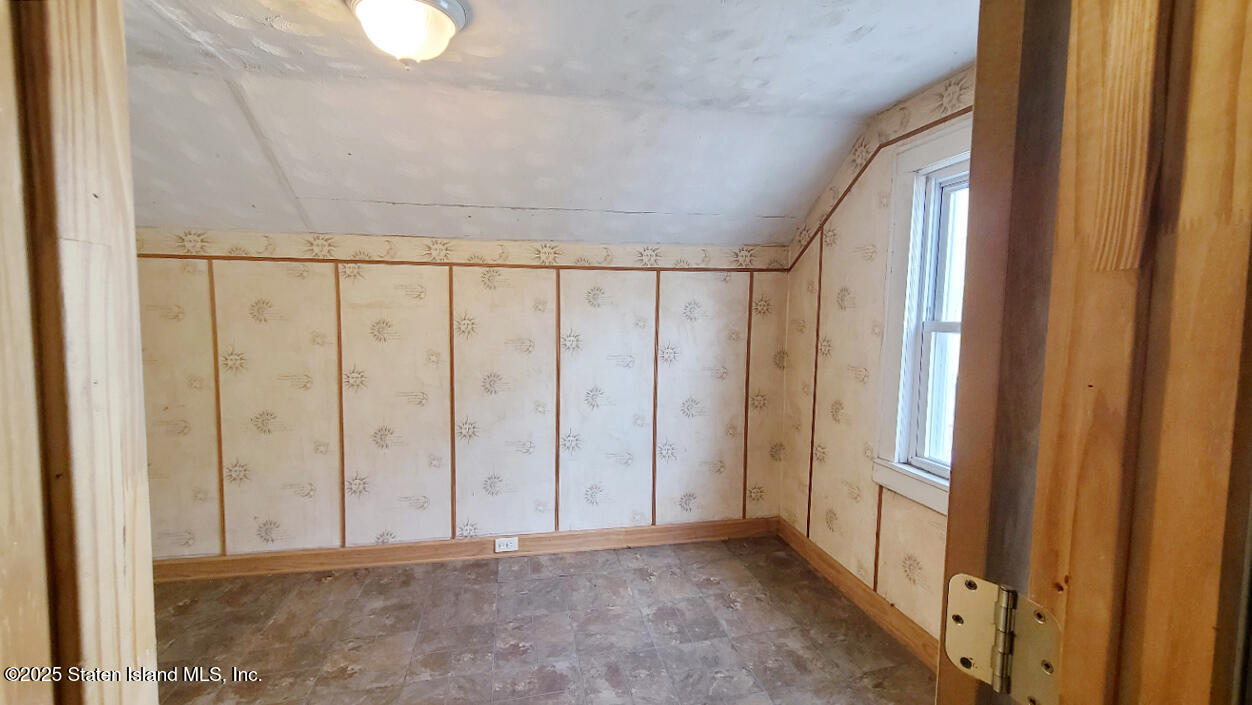 233 Lockman Avenue, Staten Island, NY, 10303 image 11