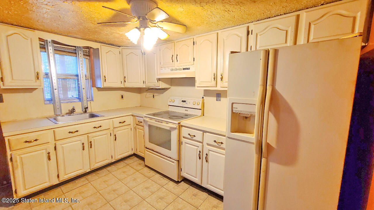 233 Lockman Avenue, Staten Island, NY, 10303 image 13