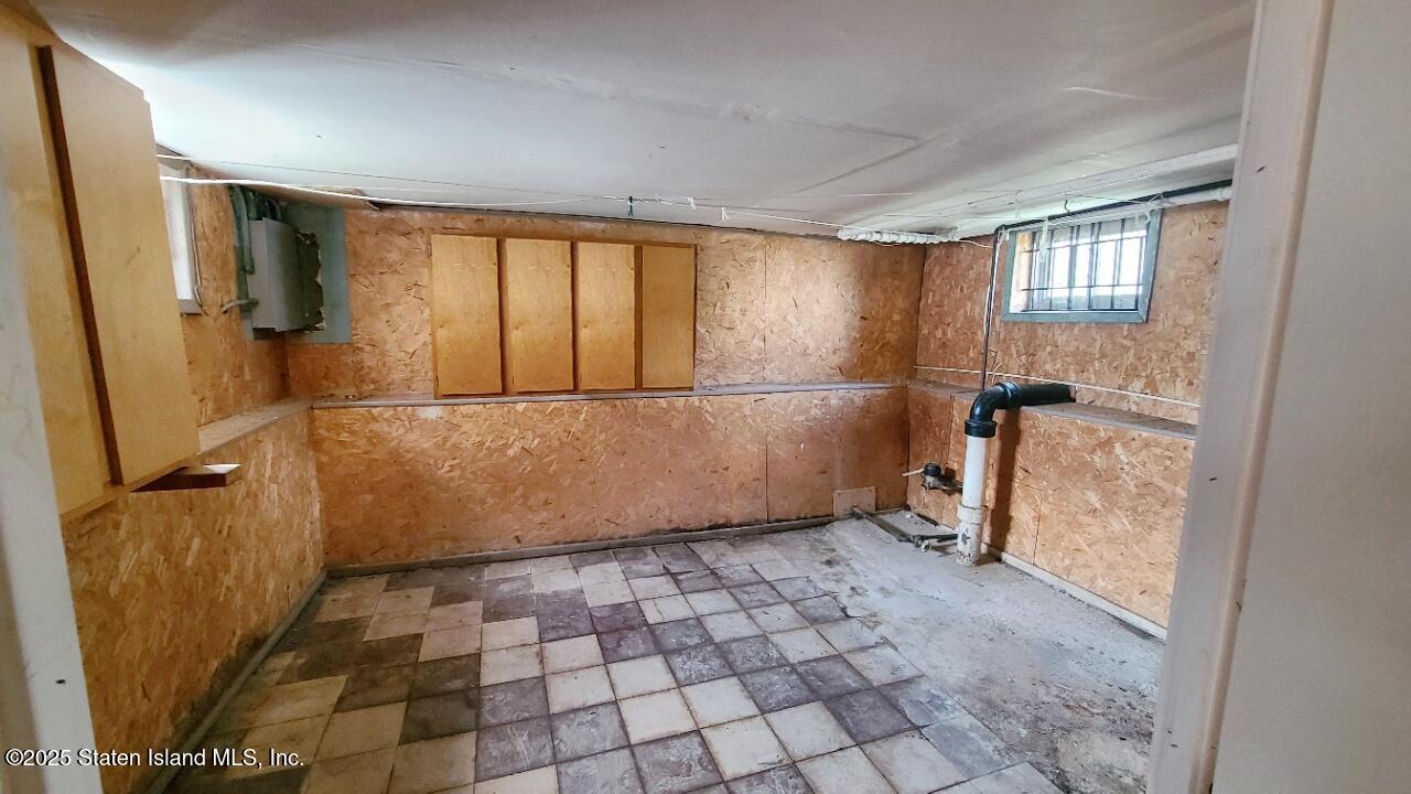 233 Lockman Avenue, Staten Island, NY, 10303 image 16