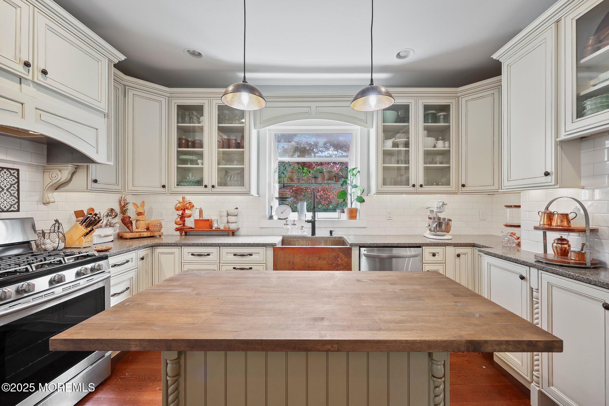 10 Hance Avenue, Tinton Falls, NJ, 07724 image 23