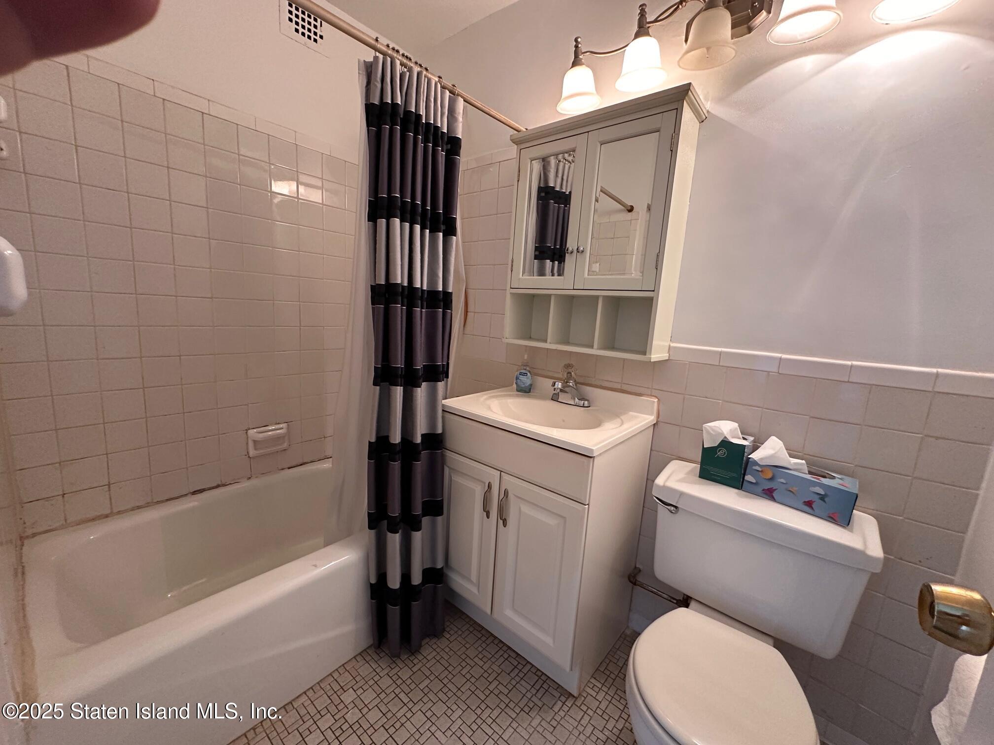 1000 Clove Road Road 8e, Staten Island, NY, 10301 image 13